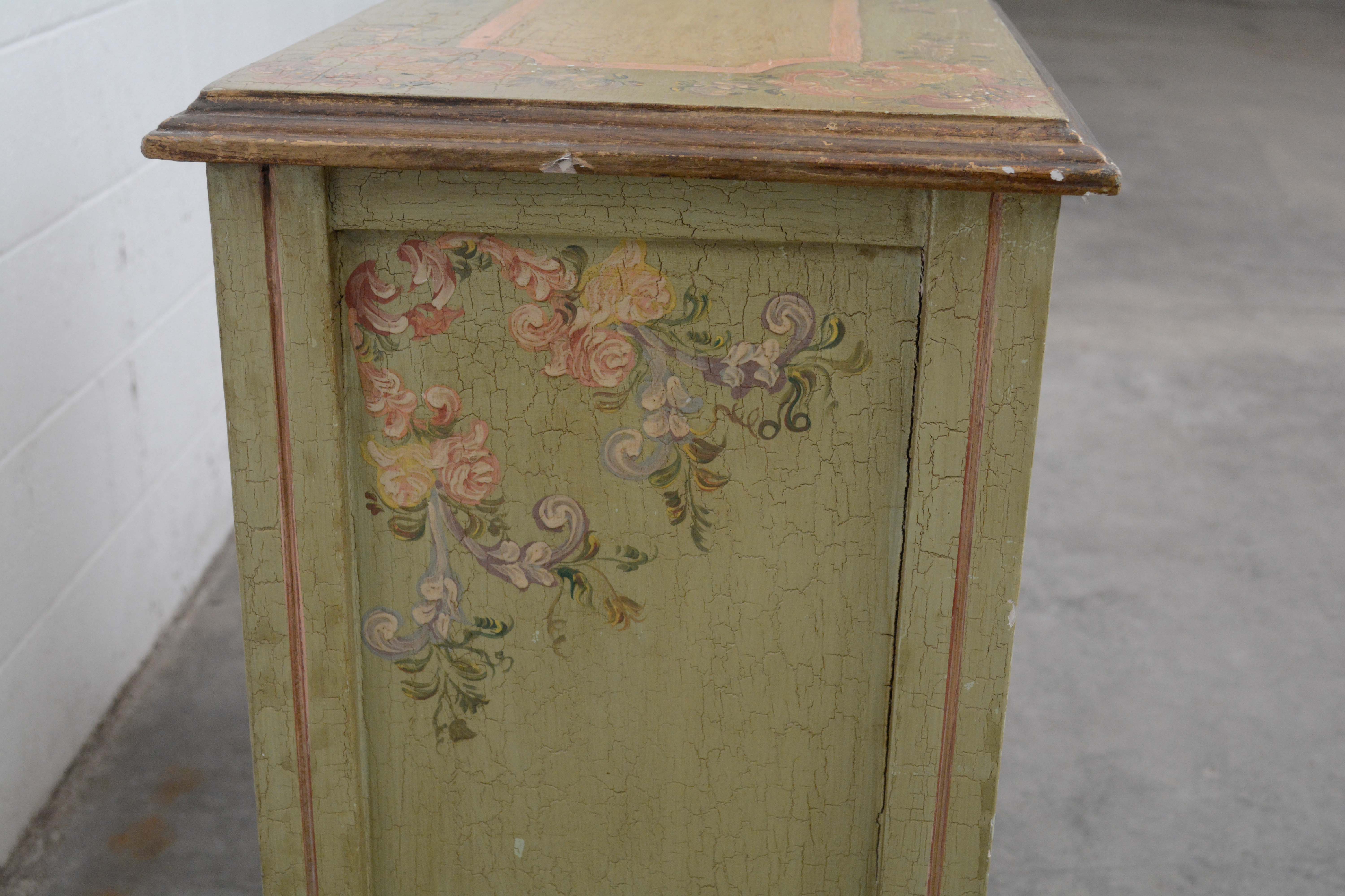 Two French Provincial Style Paint-Decorated Chests of Drawers, 20th Century