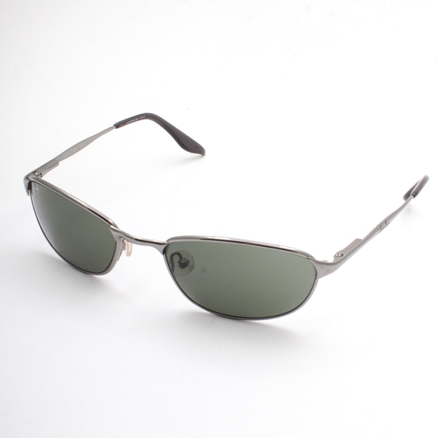 Ray-Ban Highstreet Silver Tone Frame Sunglasses with Case
