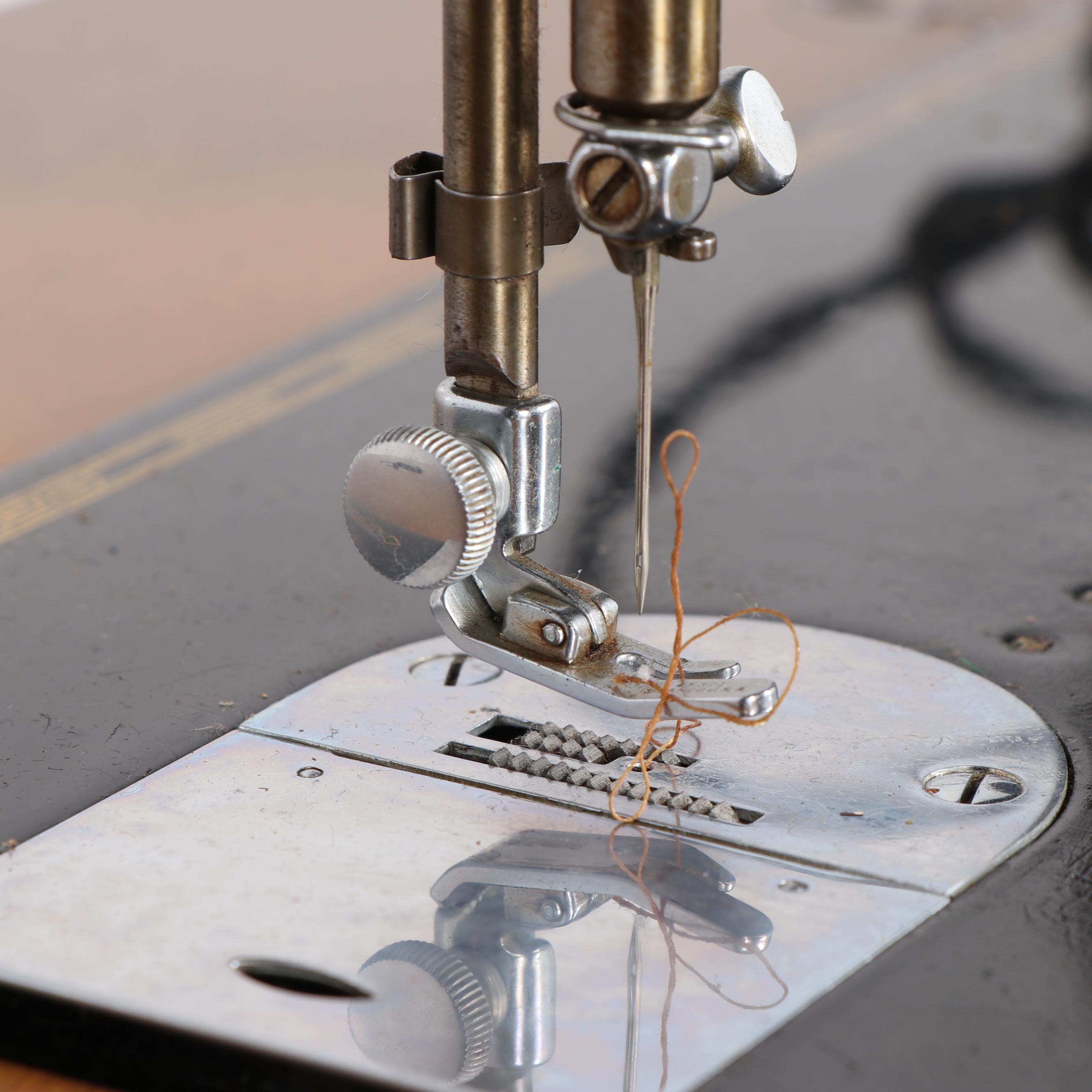 Singer Model 201 Sewing Machine Table, 1946