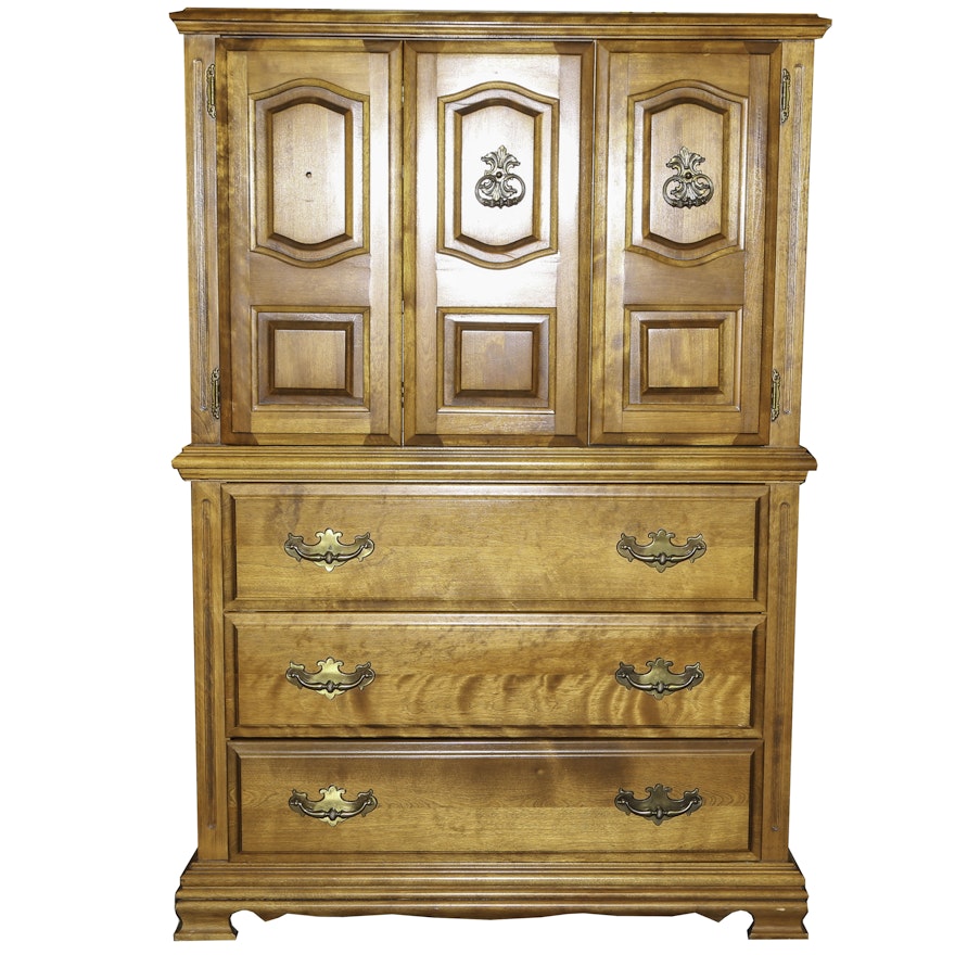 Federal Style Maple Chest by Thomas Furniture, Late 20th Century
