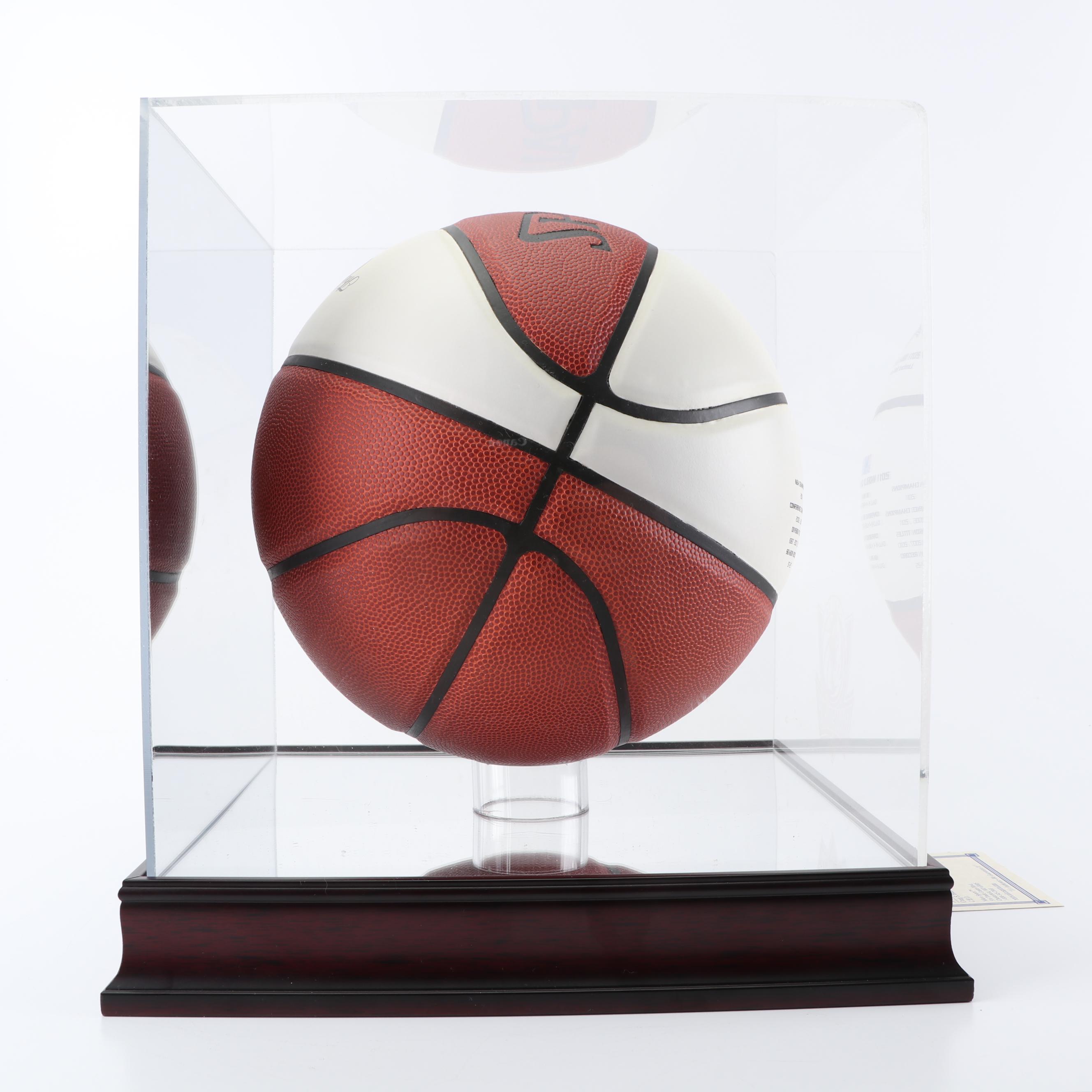 Dallas Mavericks 2011 NBA Championship Commemorative Basketball in Case