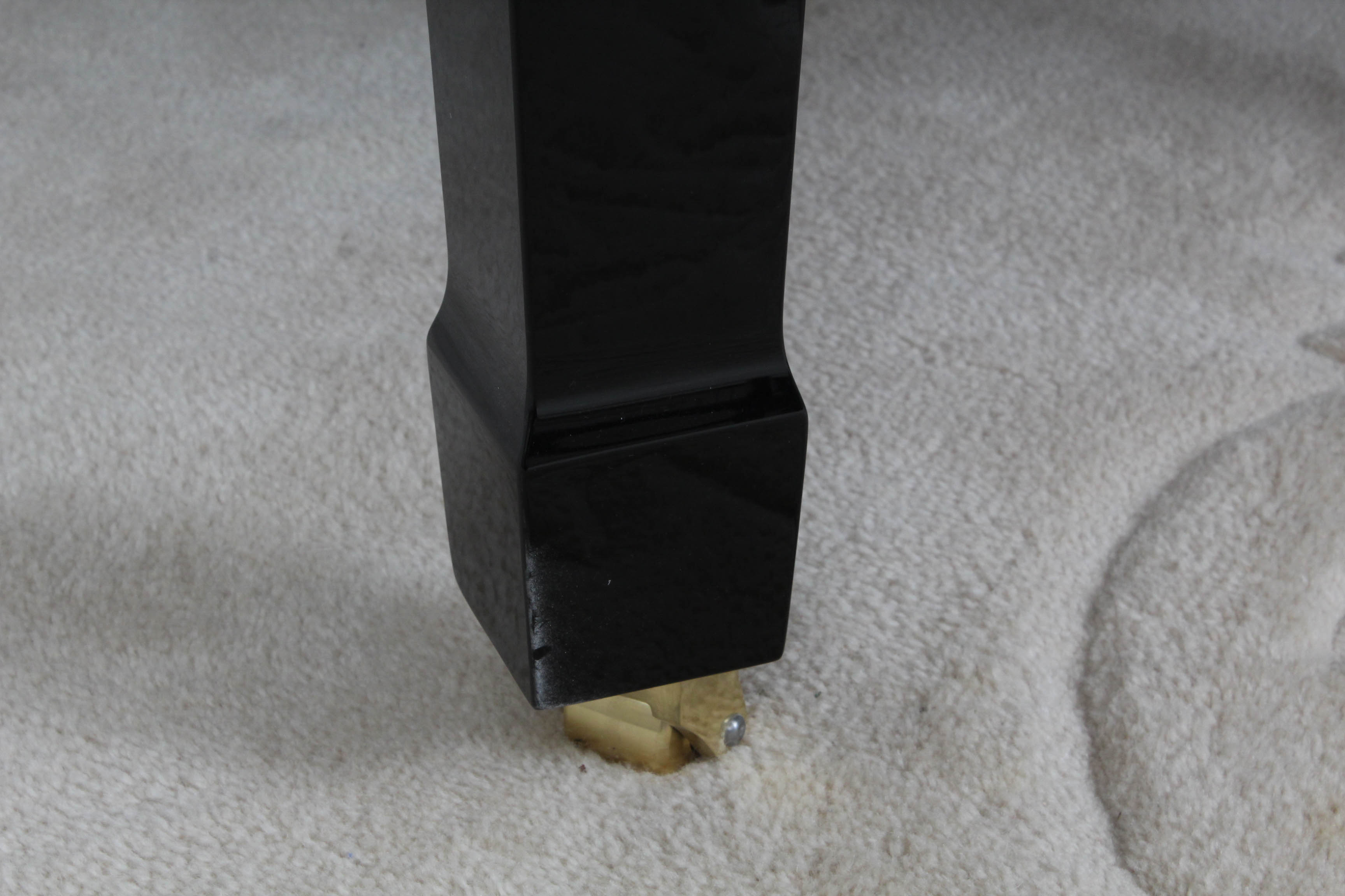 Yamaha Disklavier C2 Baby Grand Piano in Polished Ebony with Bench