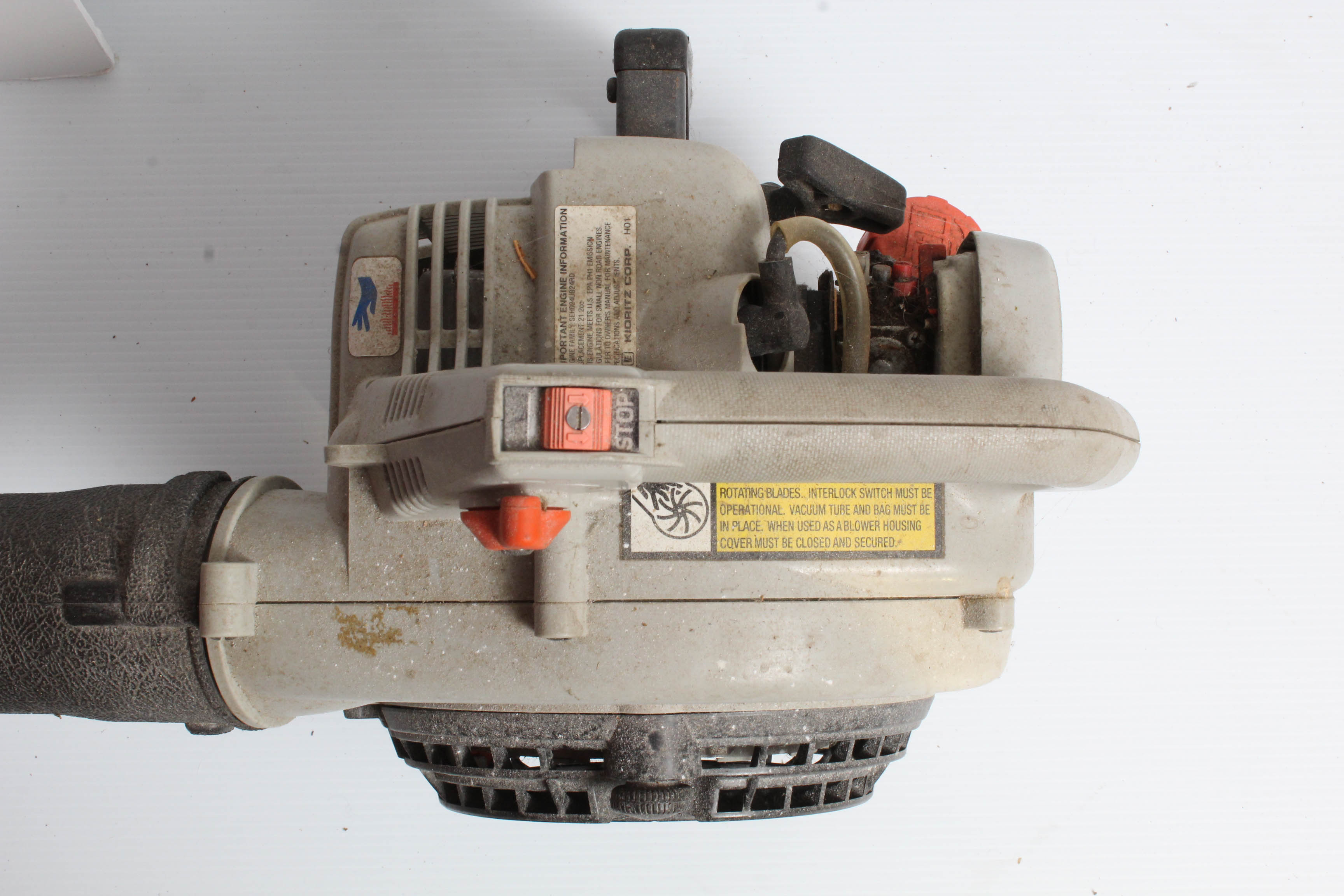 Echo ES-2100 Shred 'n' Vac with Attachments