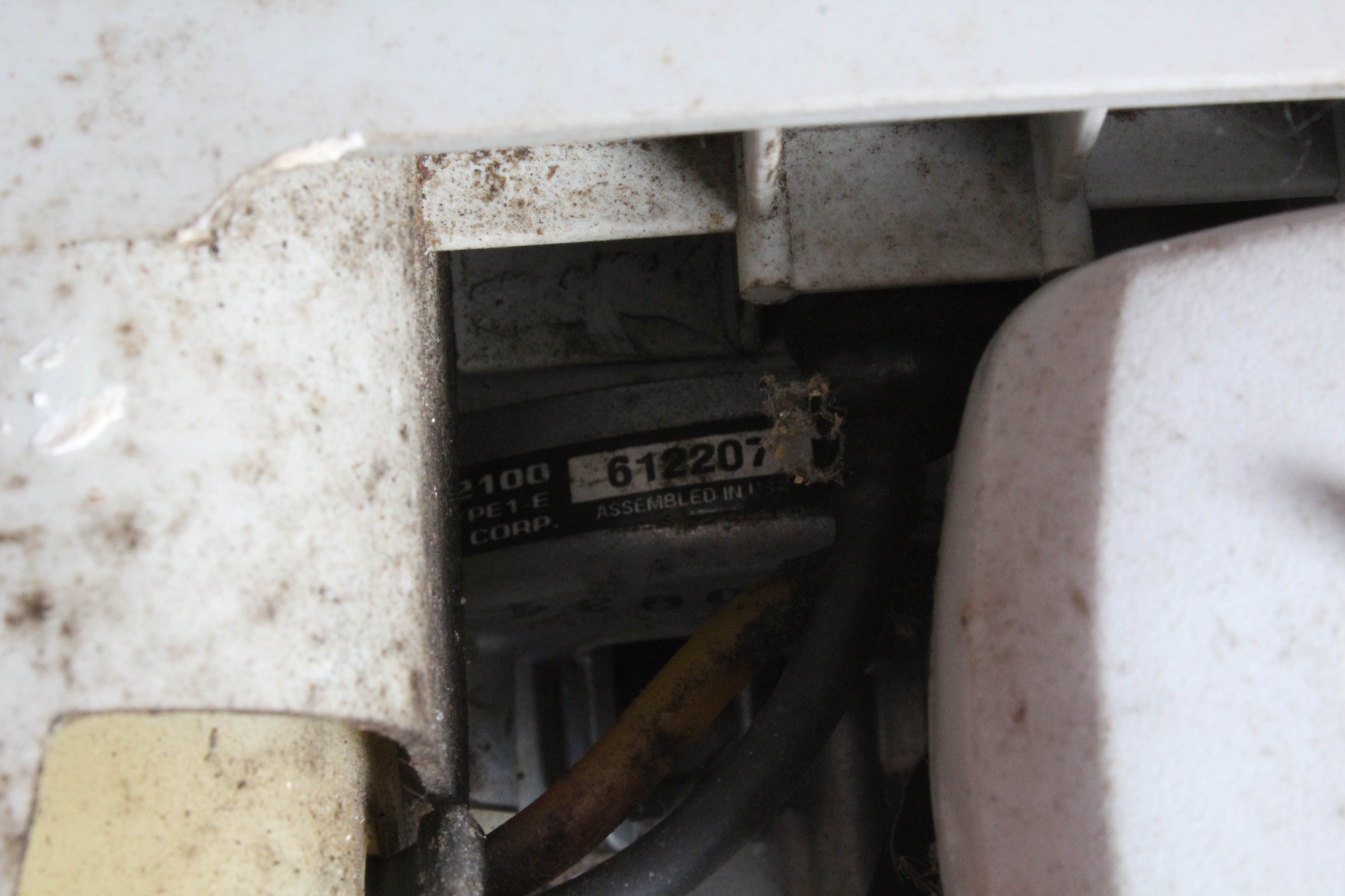 Echo ES-2100 Shred 'n' Vac with Attachments