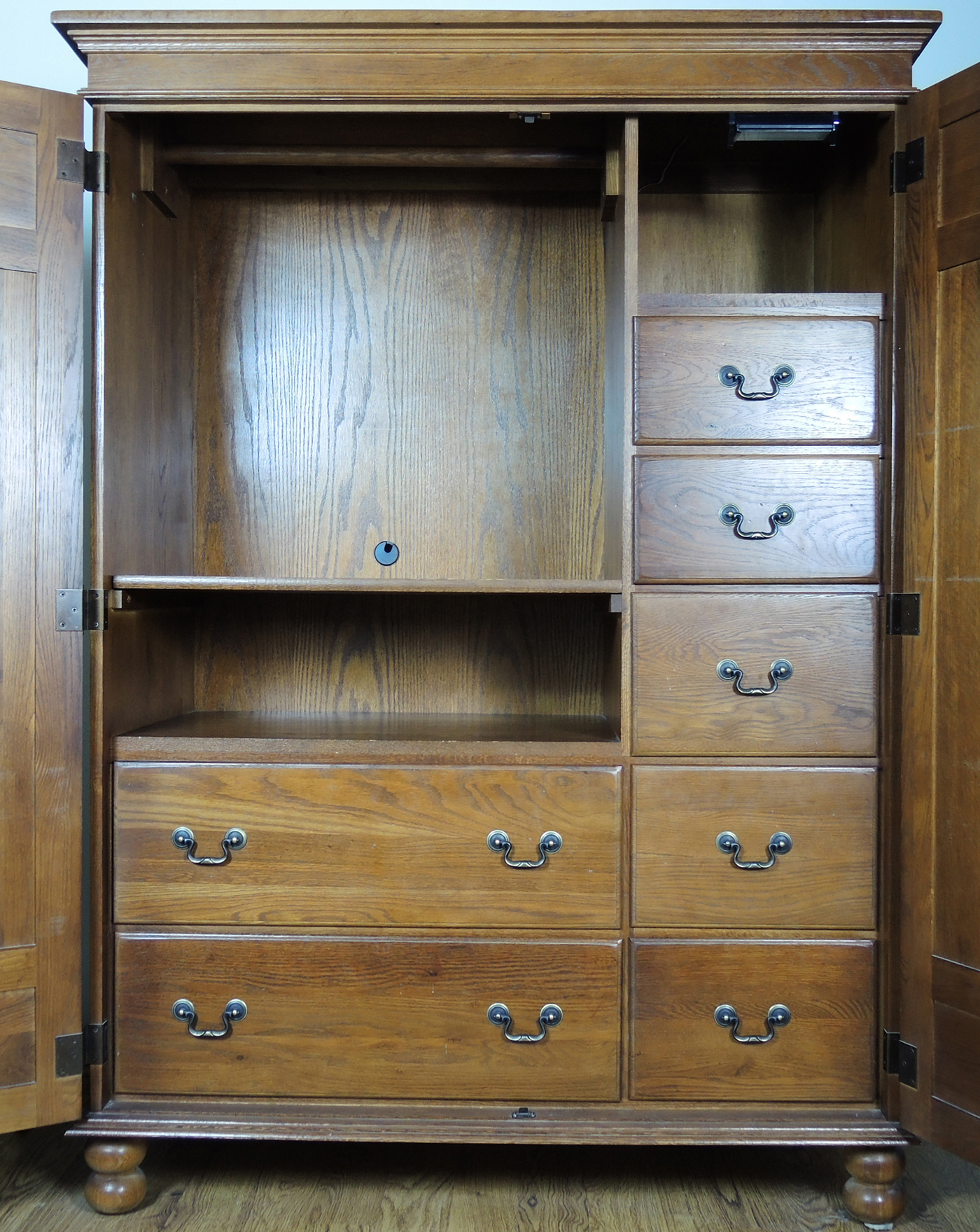 Oak Gentleman's Wardrobe by Keller