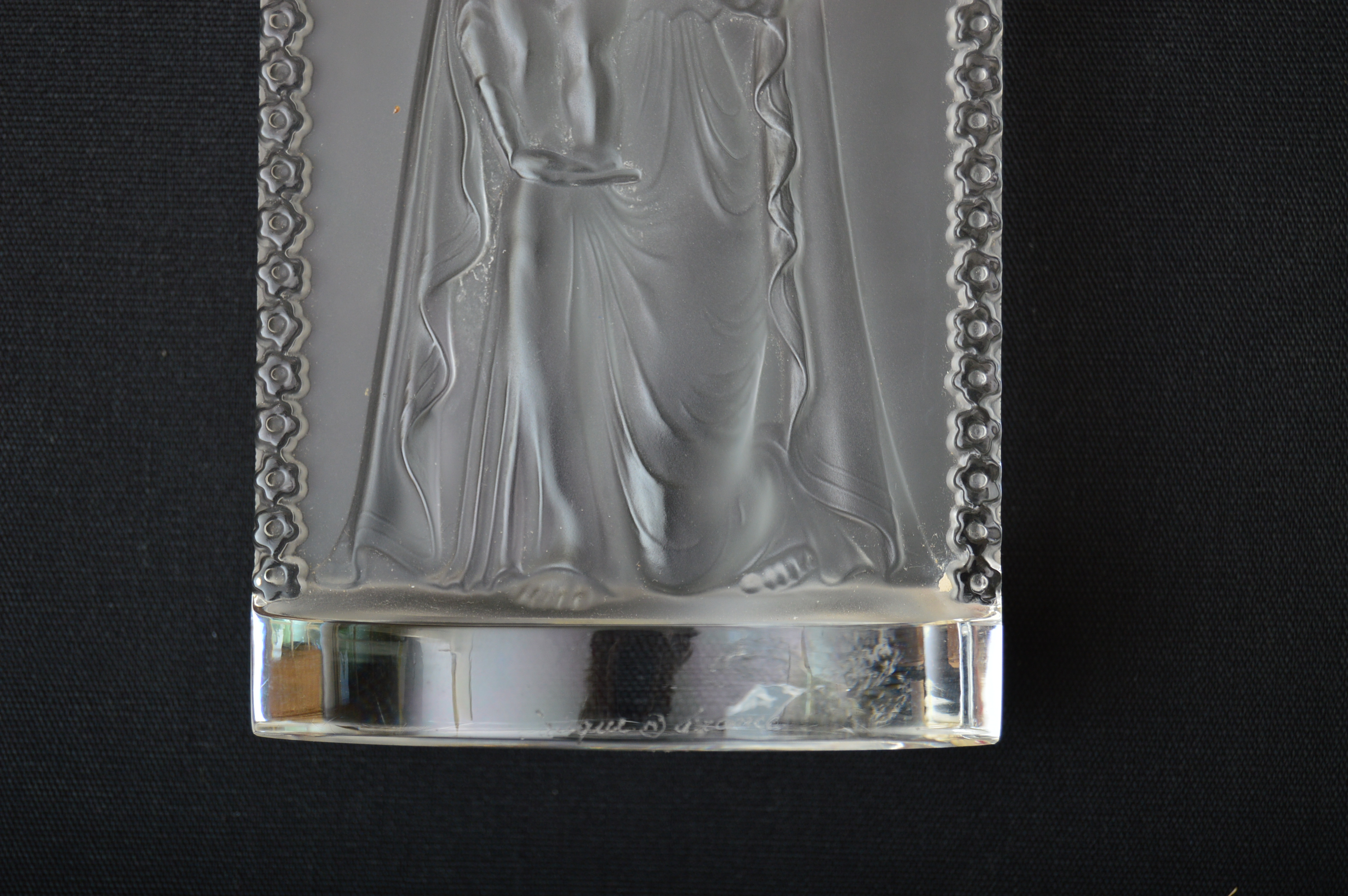 Lalique Frosted Crystal Madonna and Child Plaque