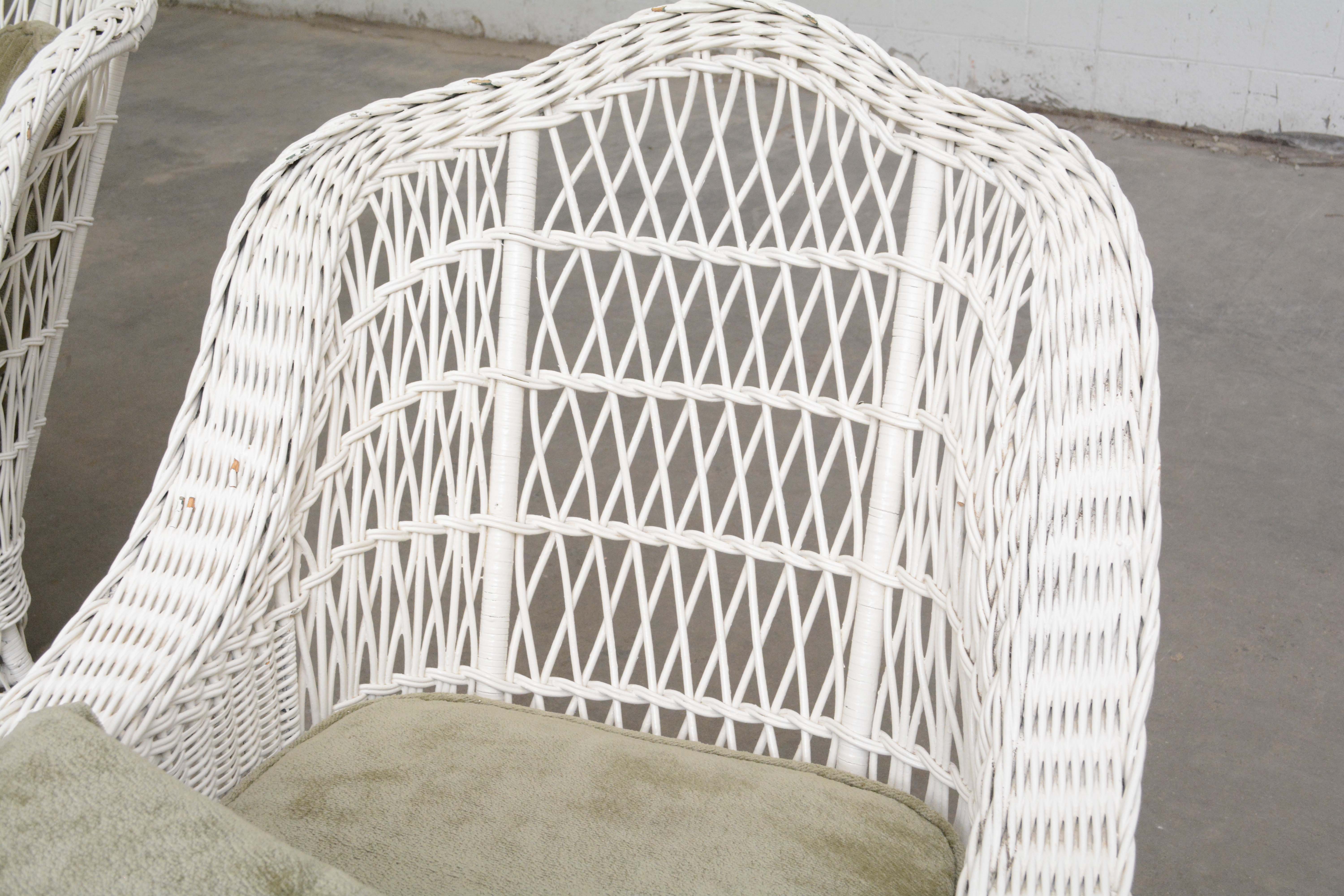 Wicker Chaise Lounge Chairs, 20th Century