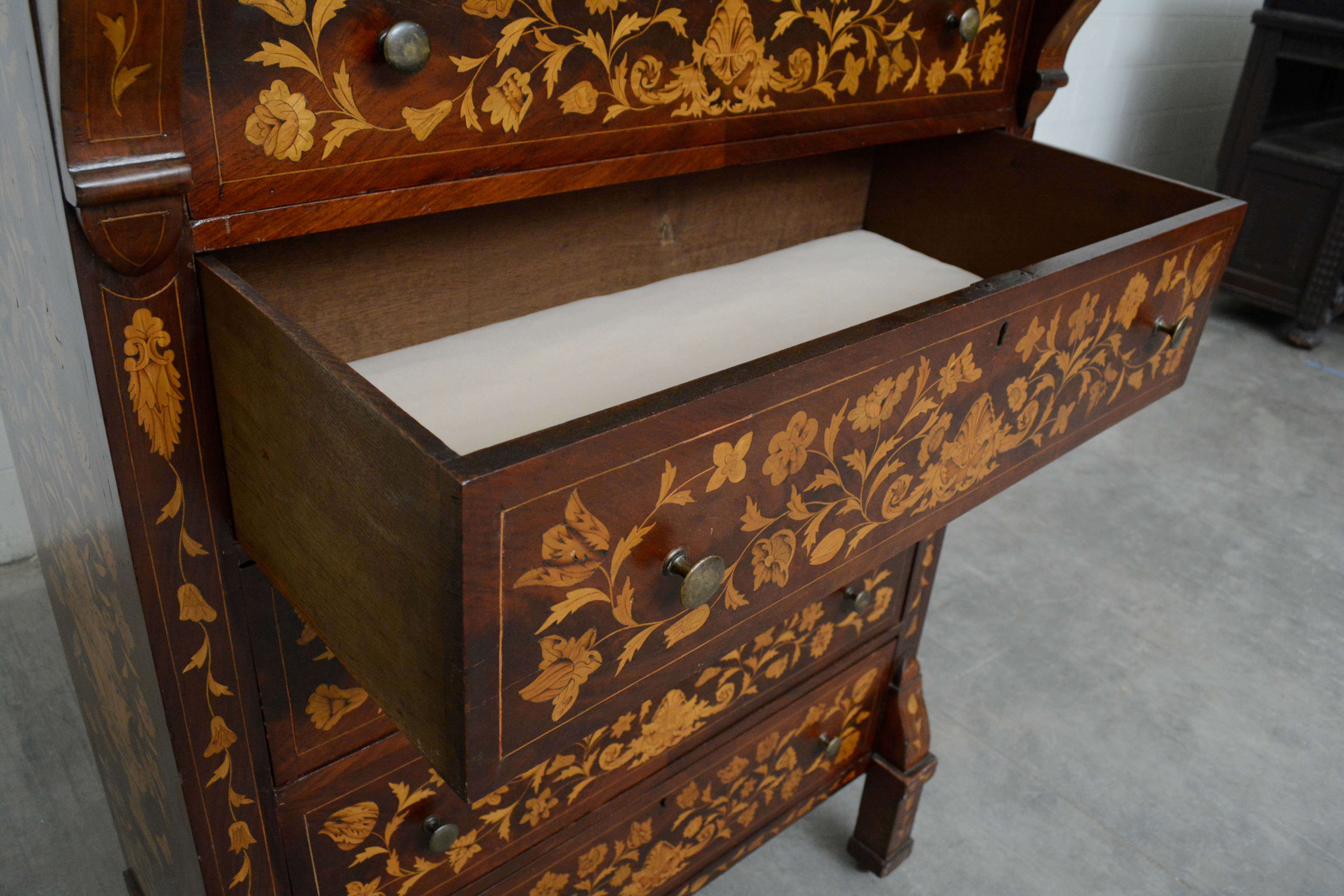 Dutch Walnut and Marquetry Chest of Drawers, Mid 19th Century