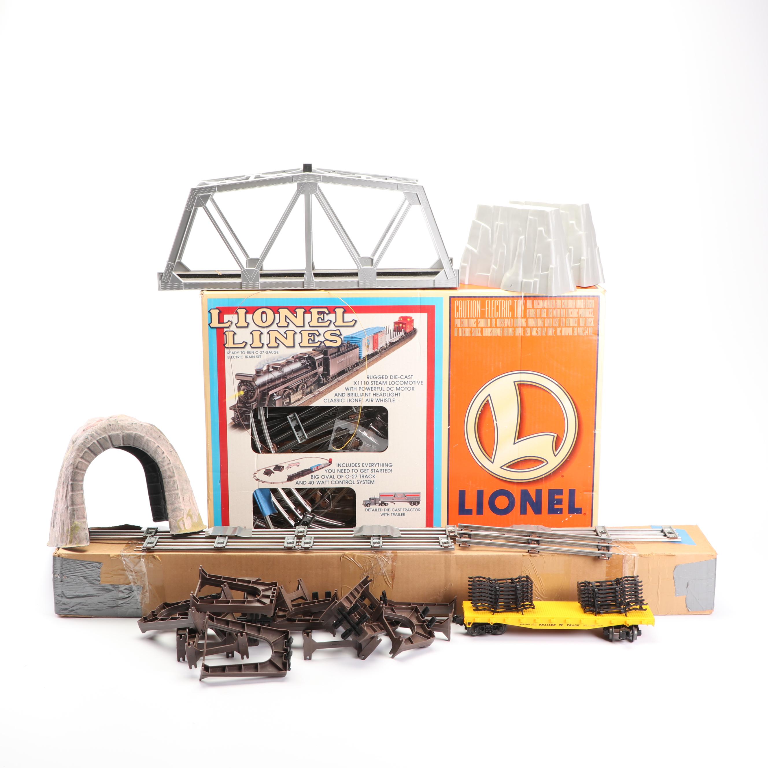 Lionel Starter Set and Accessories