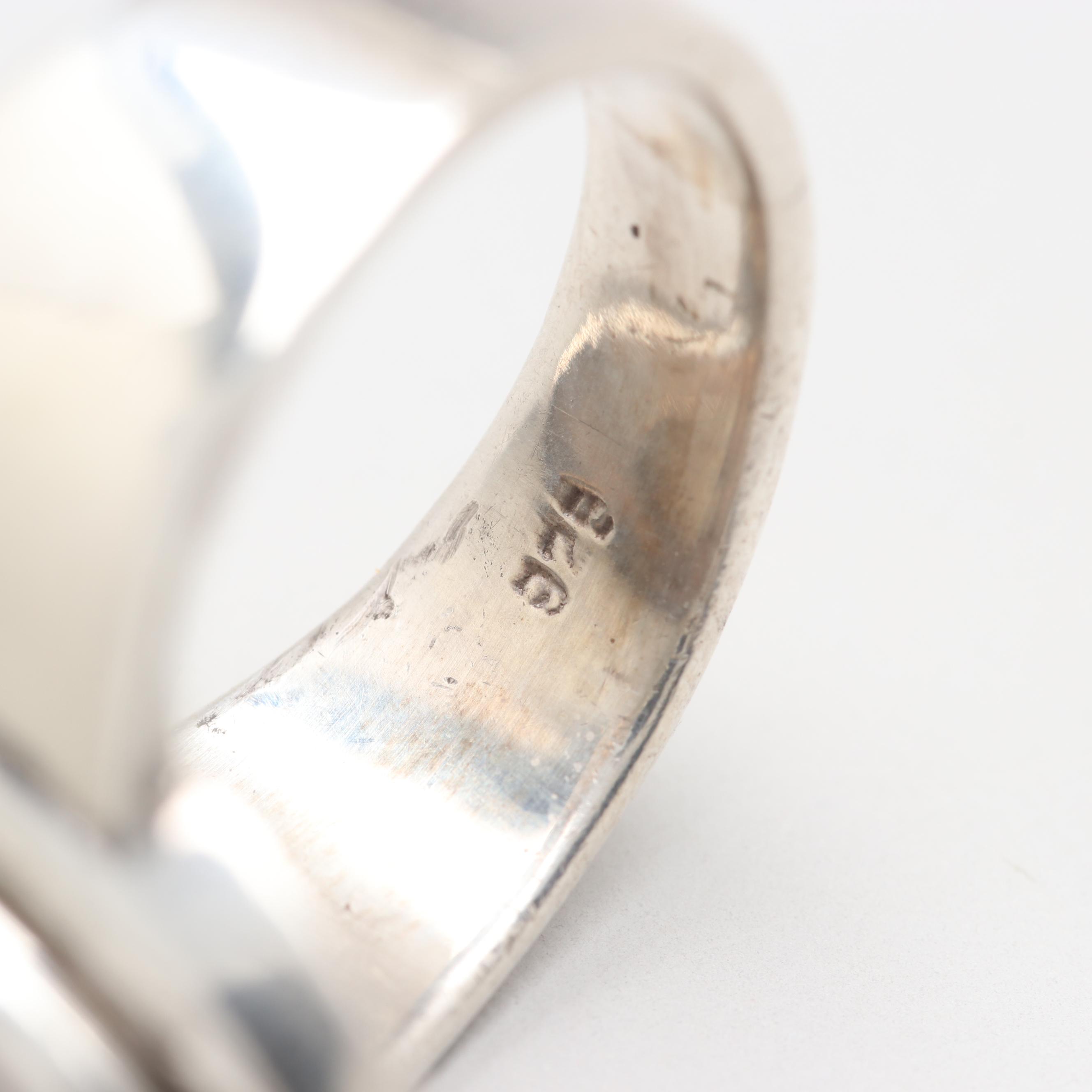 Sterling Silver Mother of Pearl Ring