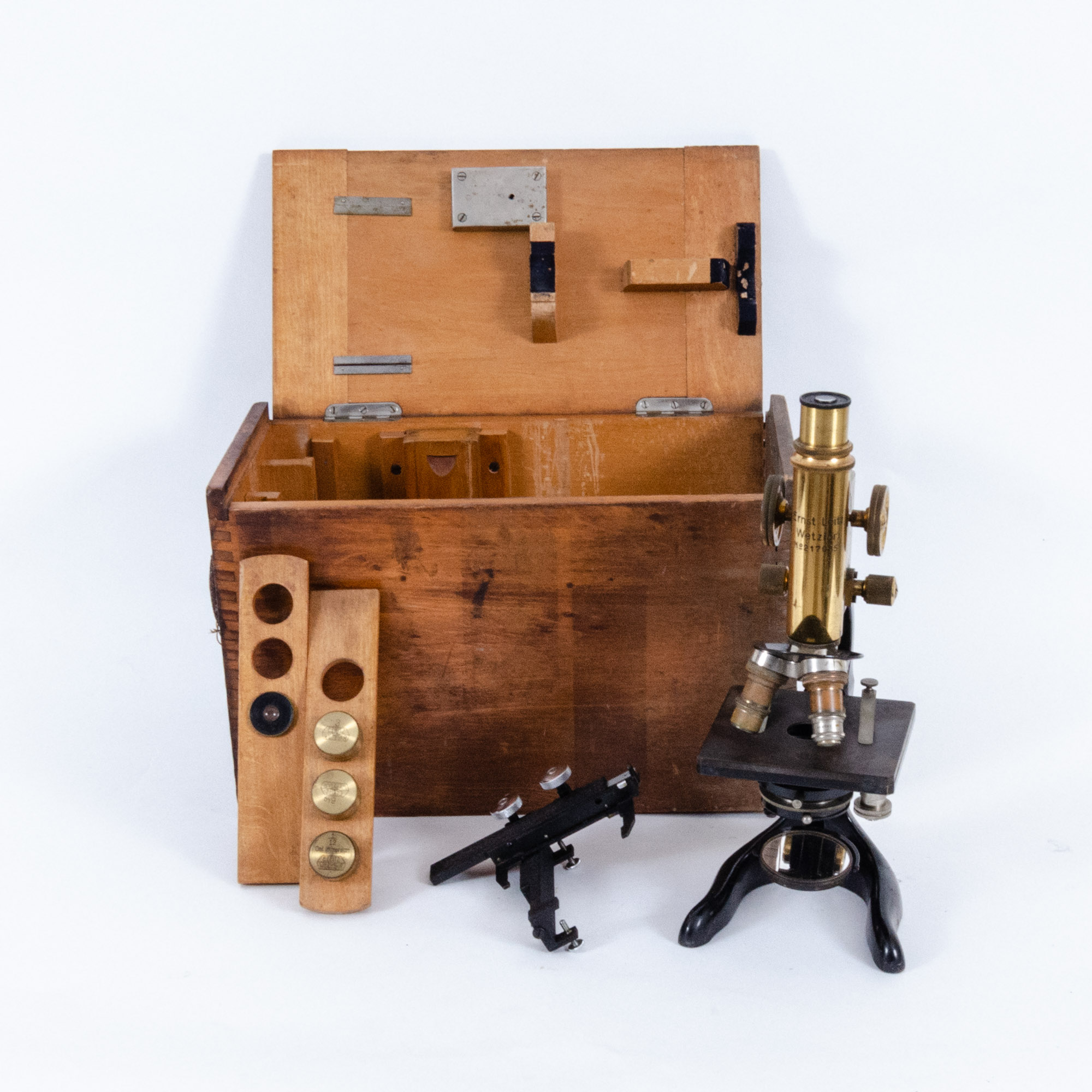 1922 Ernst Leitz Wetzlar Brass Microscope with Original Case and Accessories