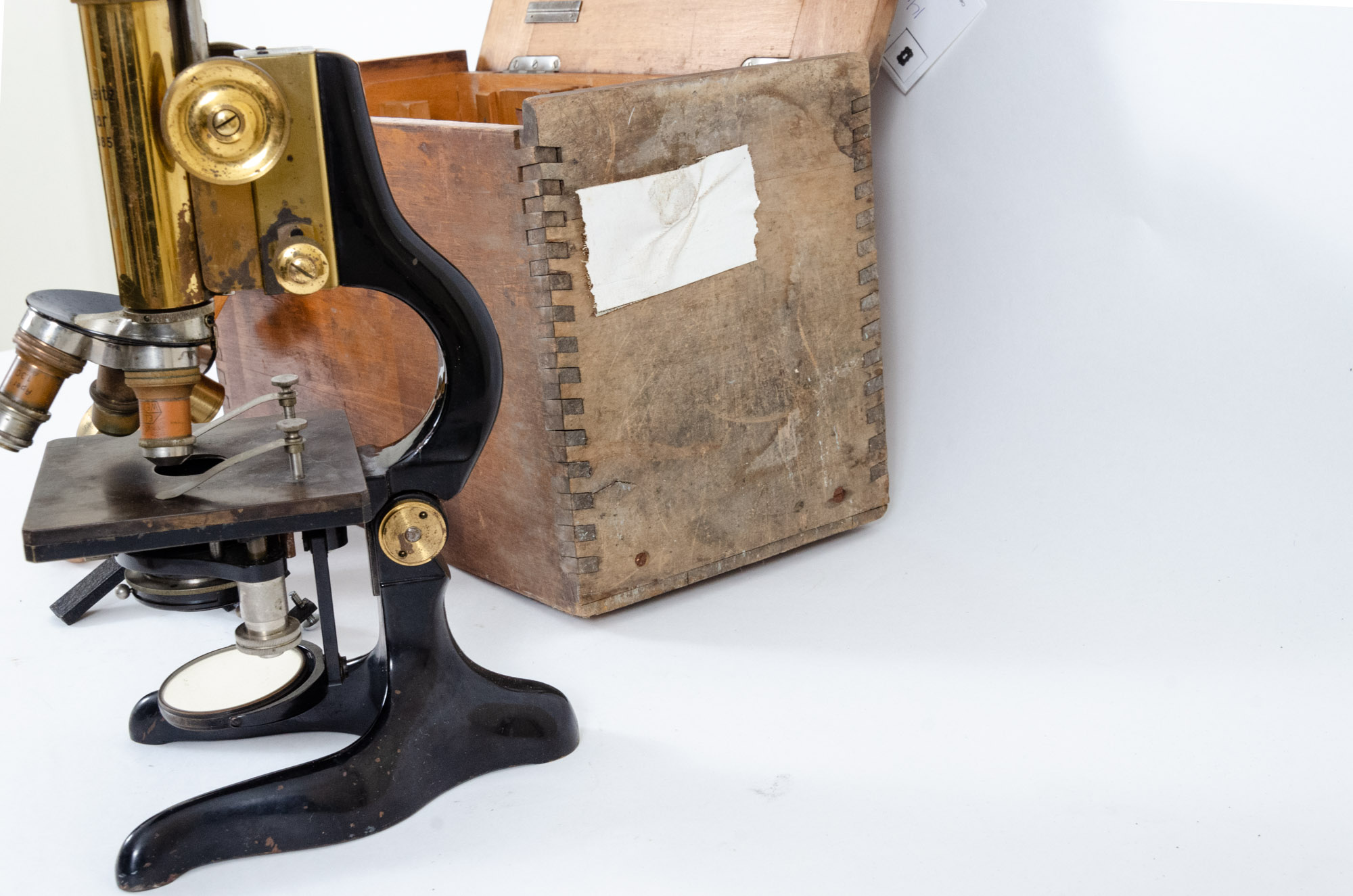 1922 Ernst Leitz Wetzlar Brass Microscope with Original Case and Accessories