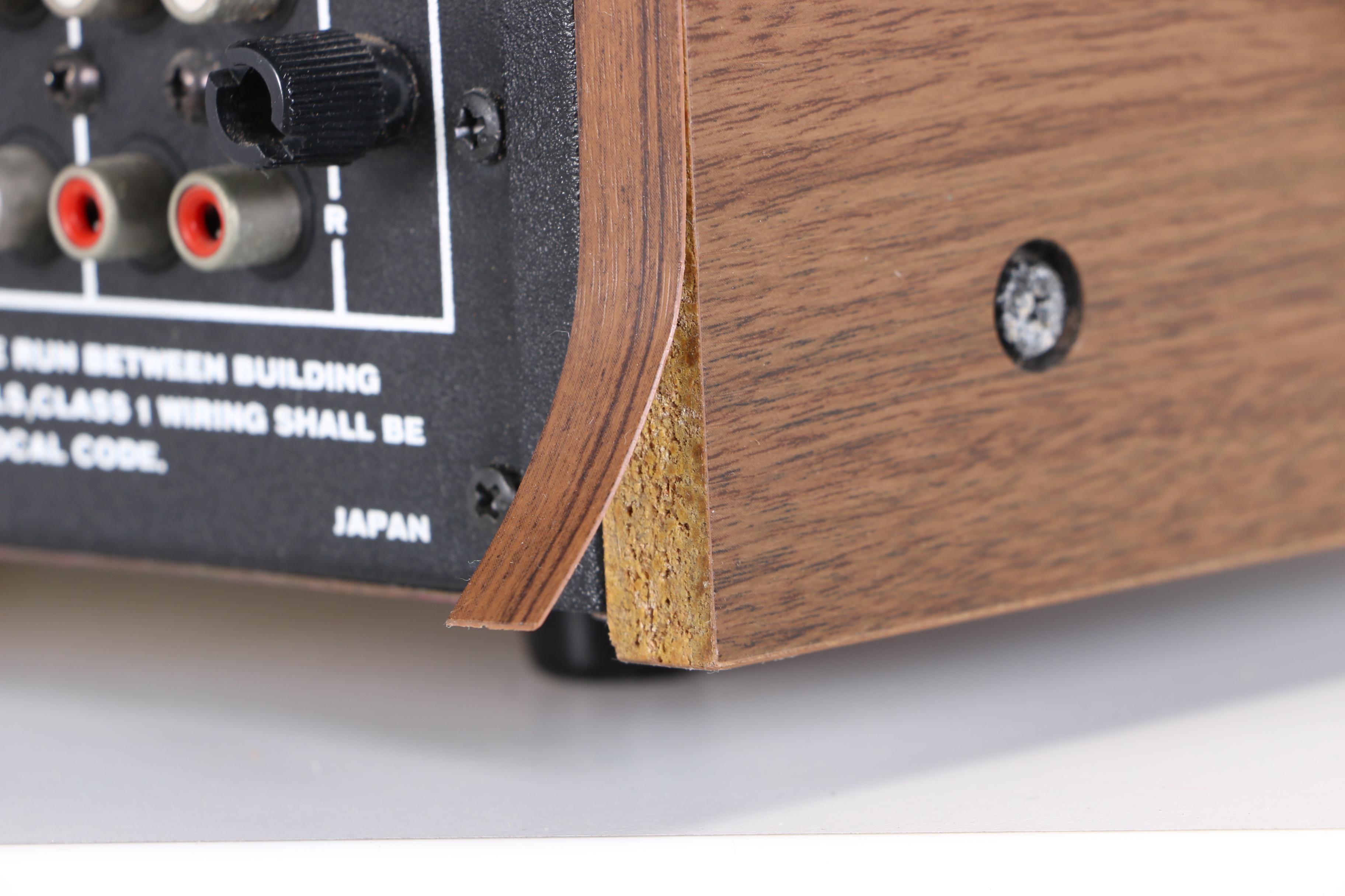 SAE TWO A7 Integrated Amplifier