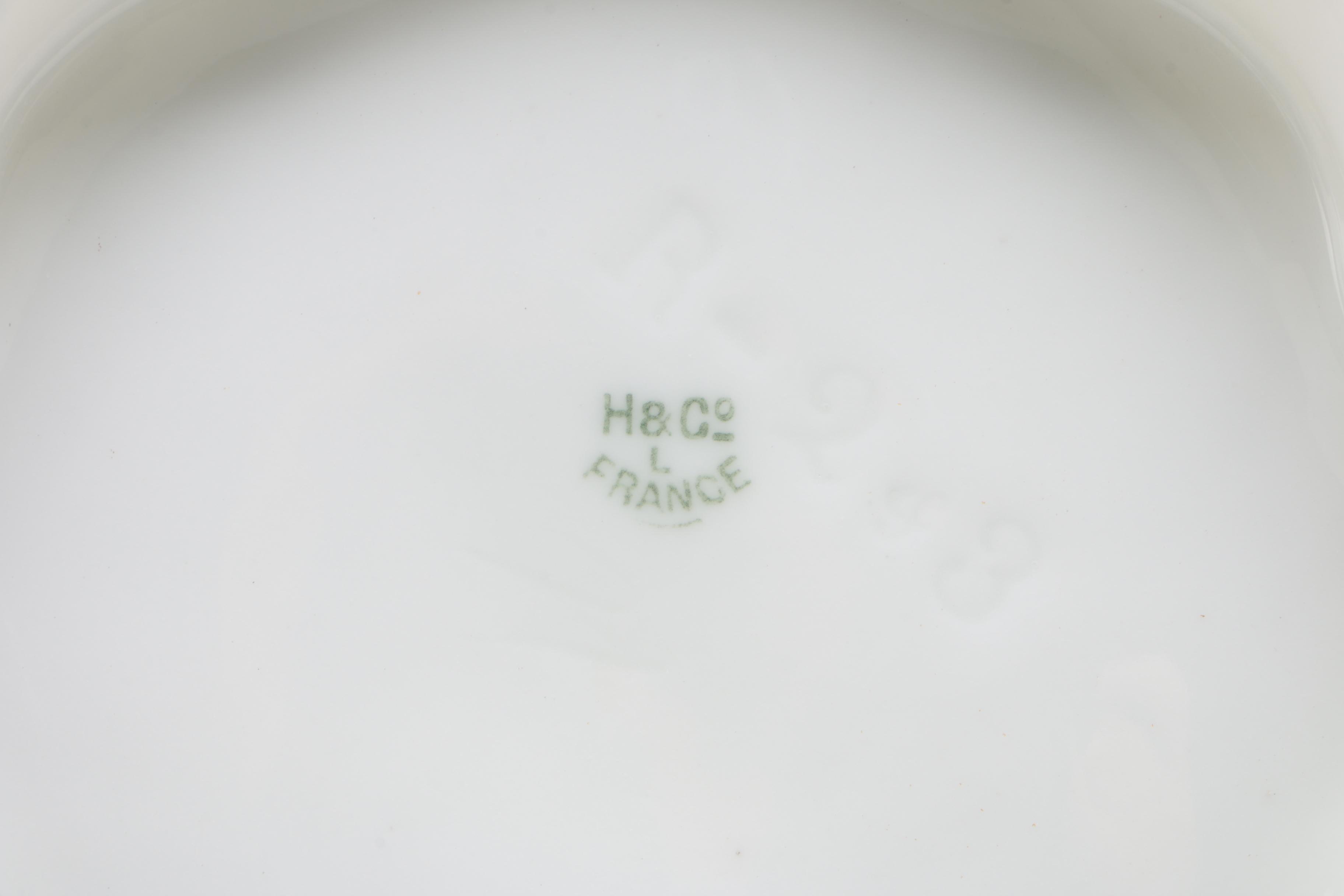 Hobbyist Painted Haviland Limoges Seafood Serving Bowl and Plates, circa 1888-96