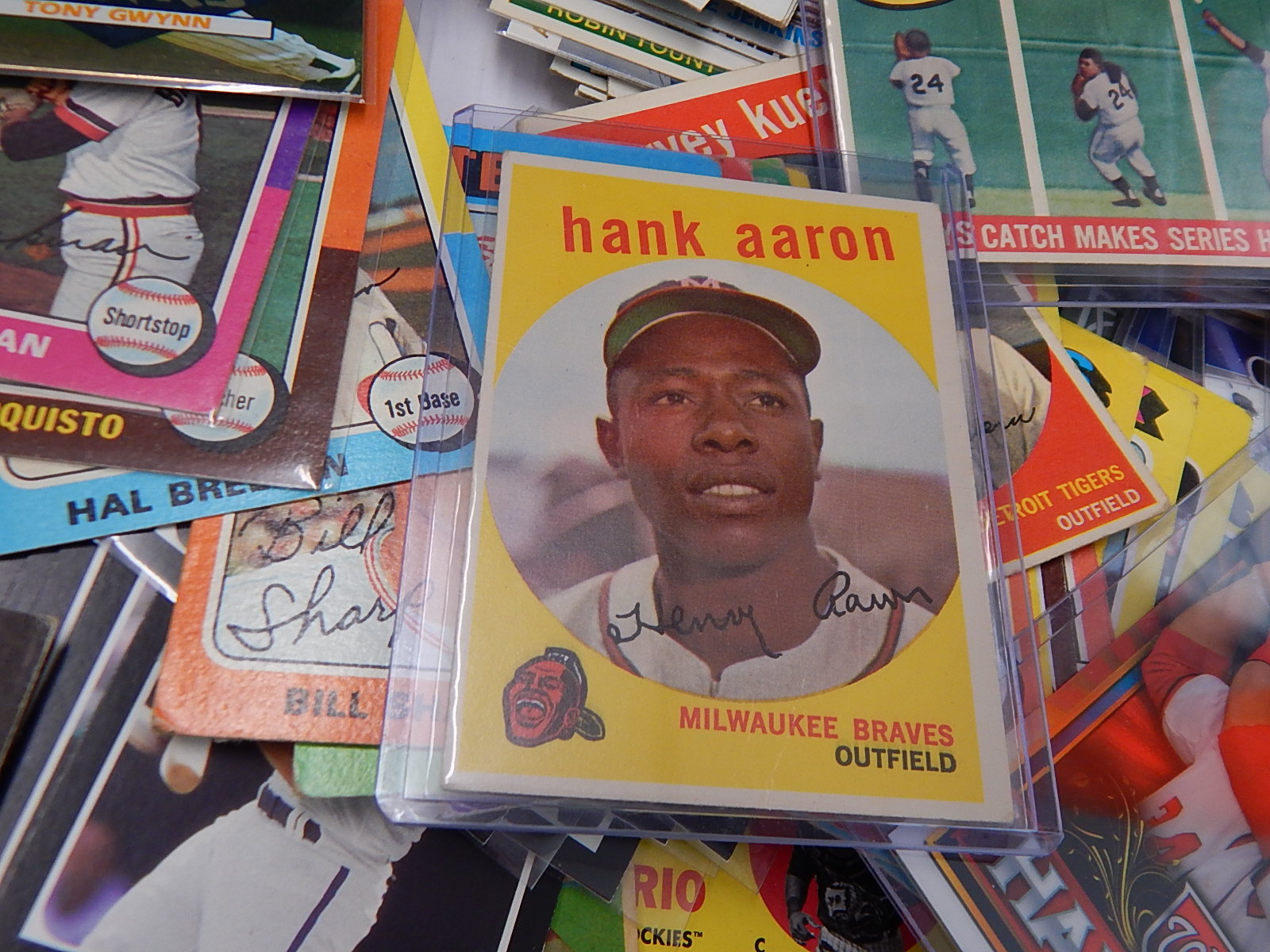 Large Baseball Card Collection with Full and Partial Sets