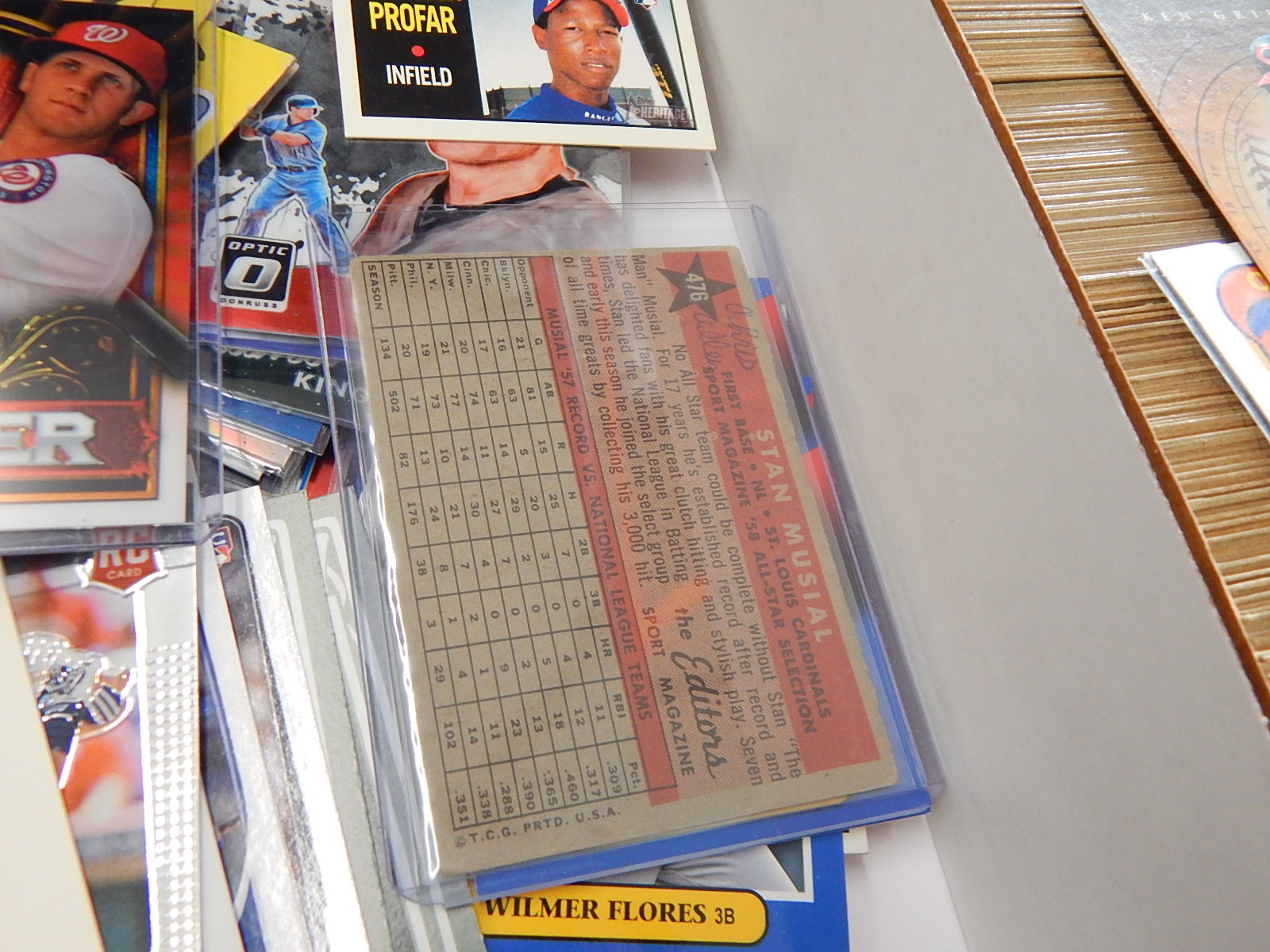 Large Baseball Card Collection with Full and Partial Sets