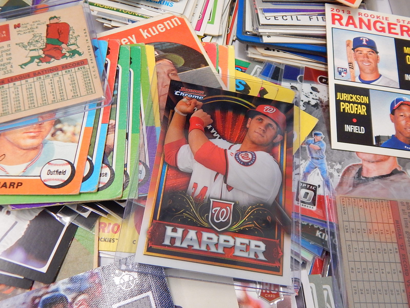 Large Baseball Card Collection with Full and Partial Sets