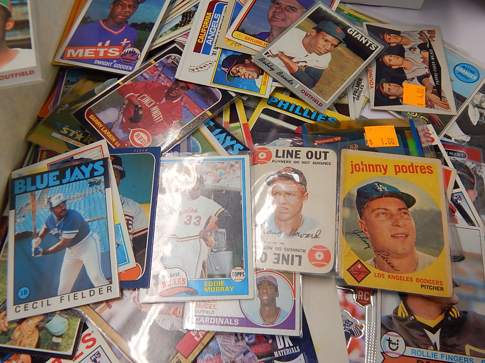 Large Baseball Card Collection with Full and Partial Sets