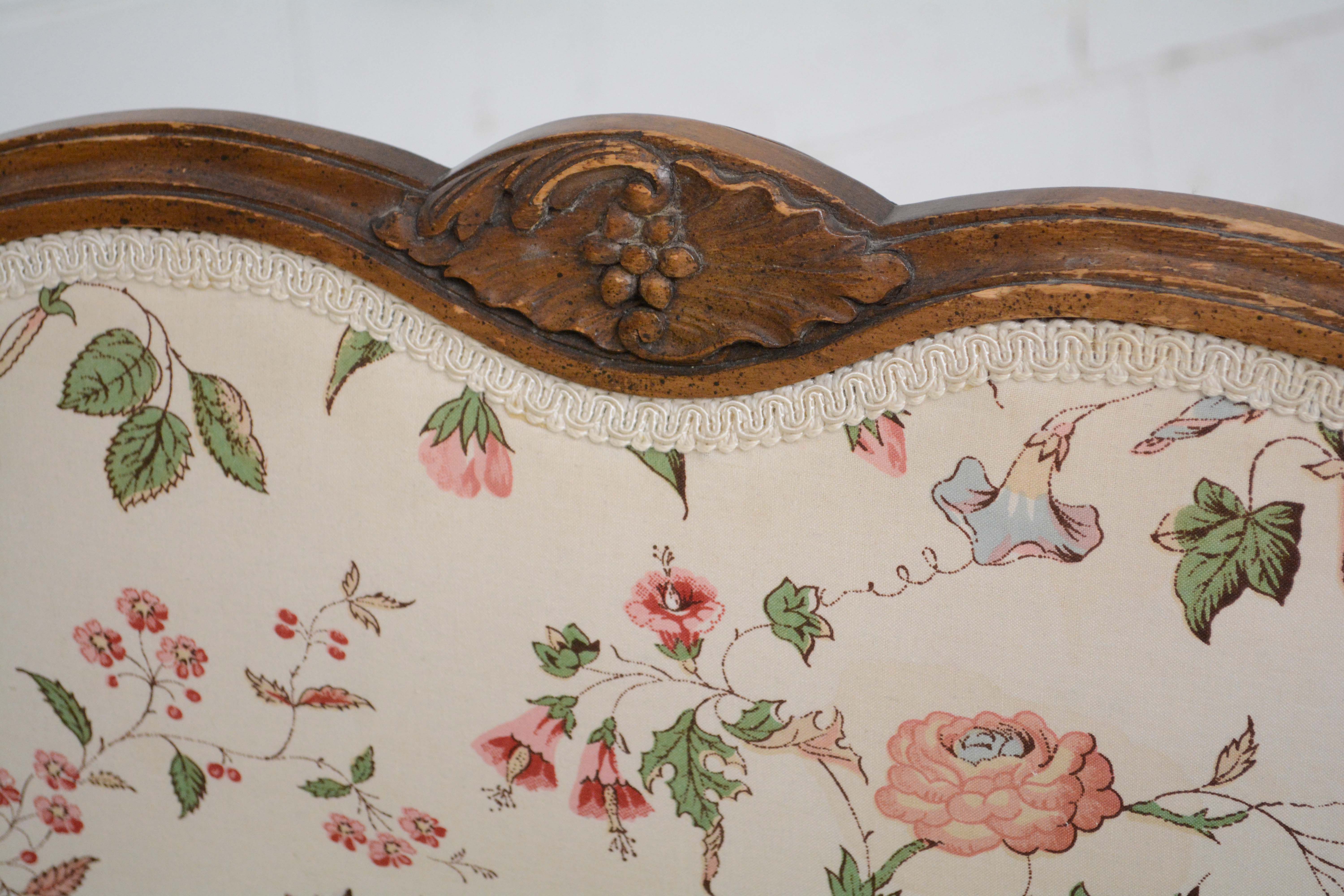 Louis XV Style Upholstered Twin Size Day Bed, Mid 20th Century