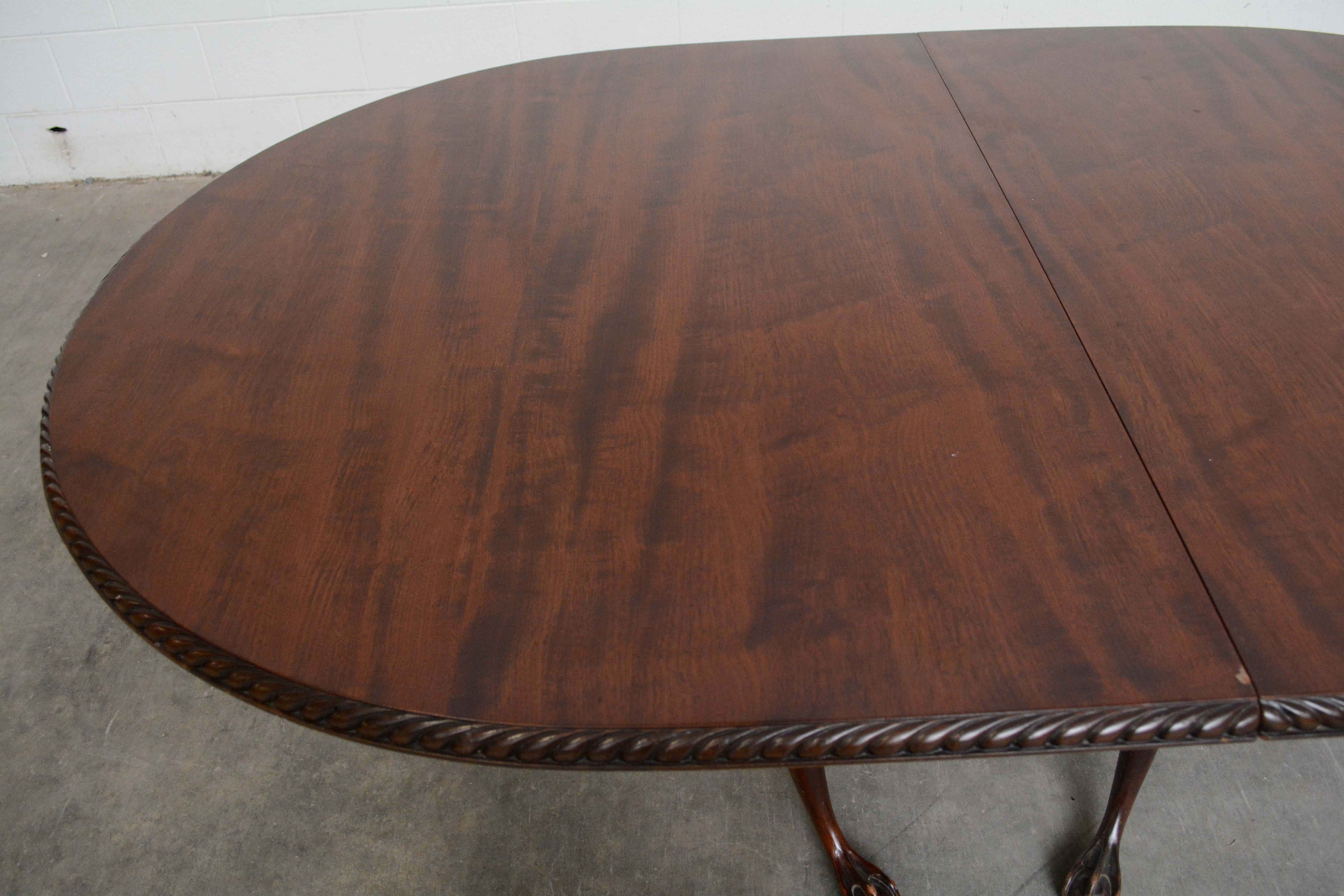 George III Style Mahogany Double-Pedestal Dining Table, 20th Century