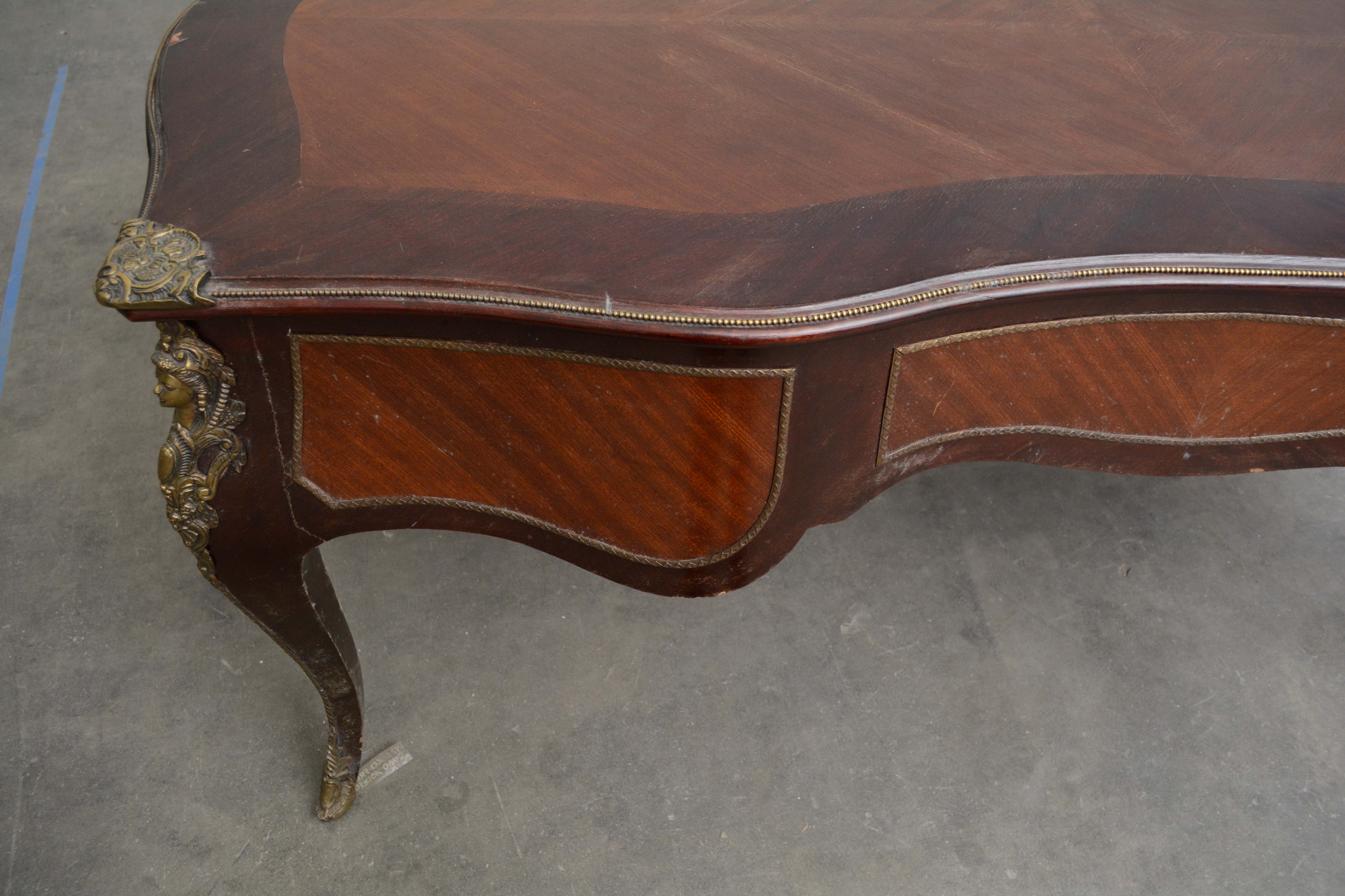 Louis XV Style Gilt-Metal Mounted Kingwood Bureau Plat, 20th Century