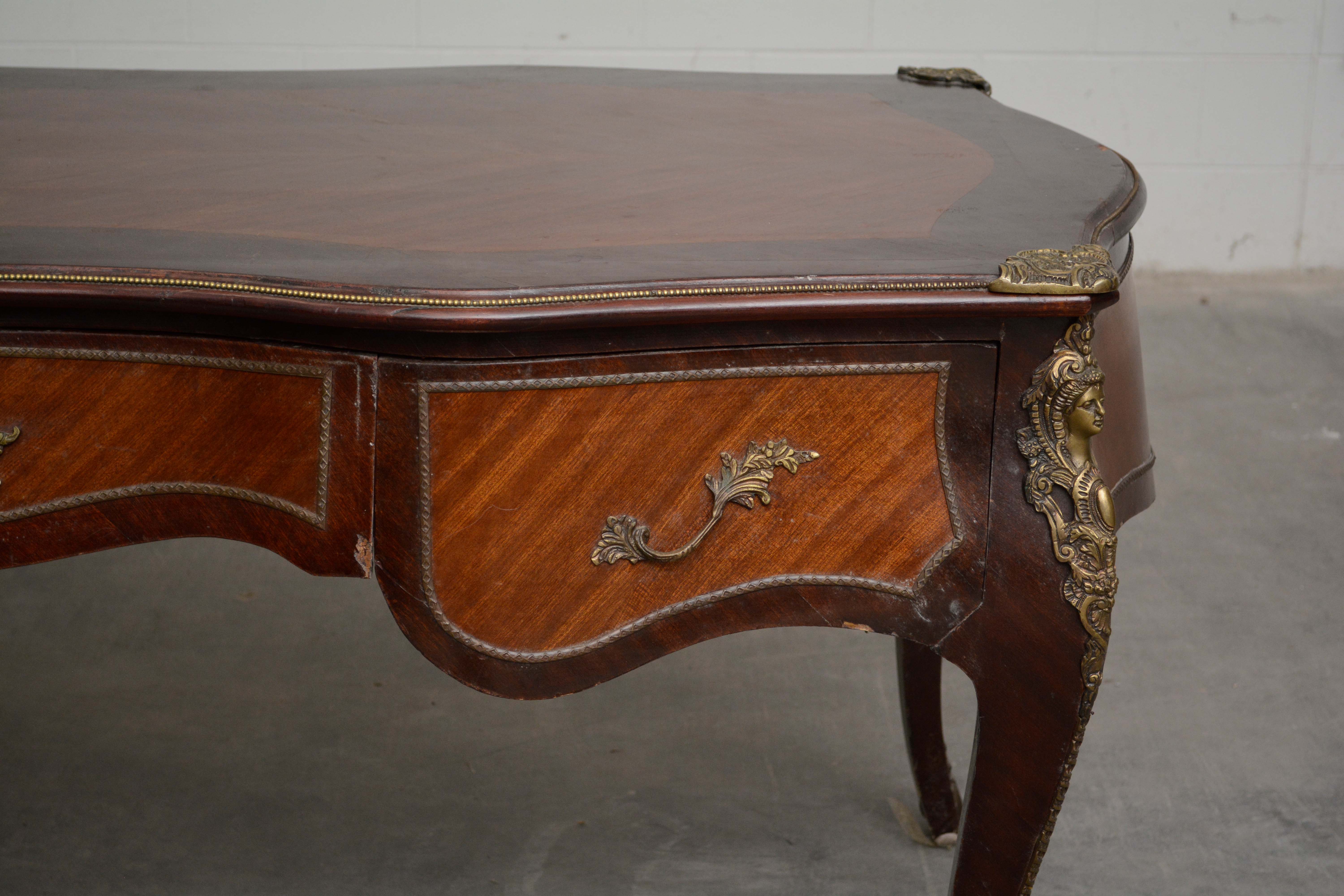 Louis XV Style Gilt-Metal Mounted Kingwood Bureau Plat, 20th Century