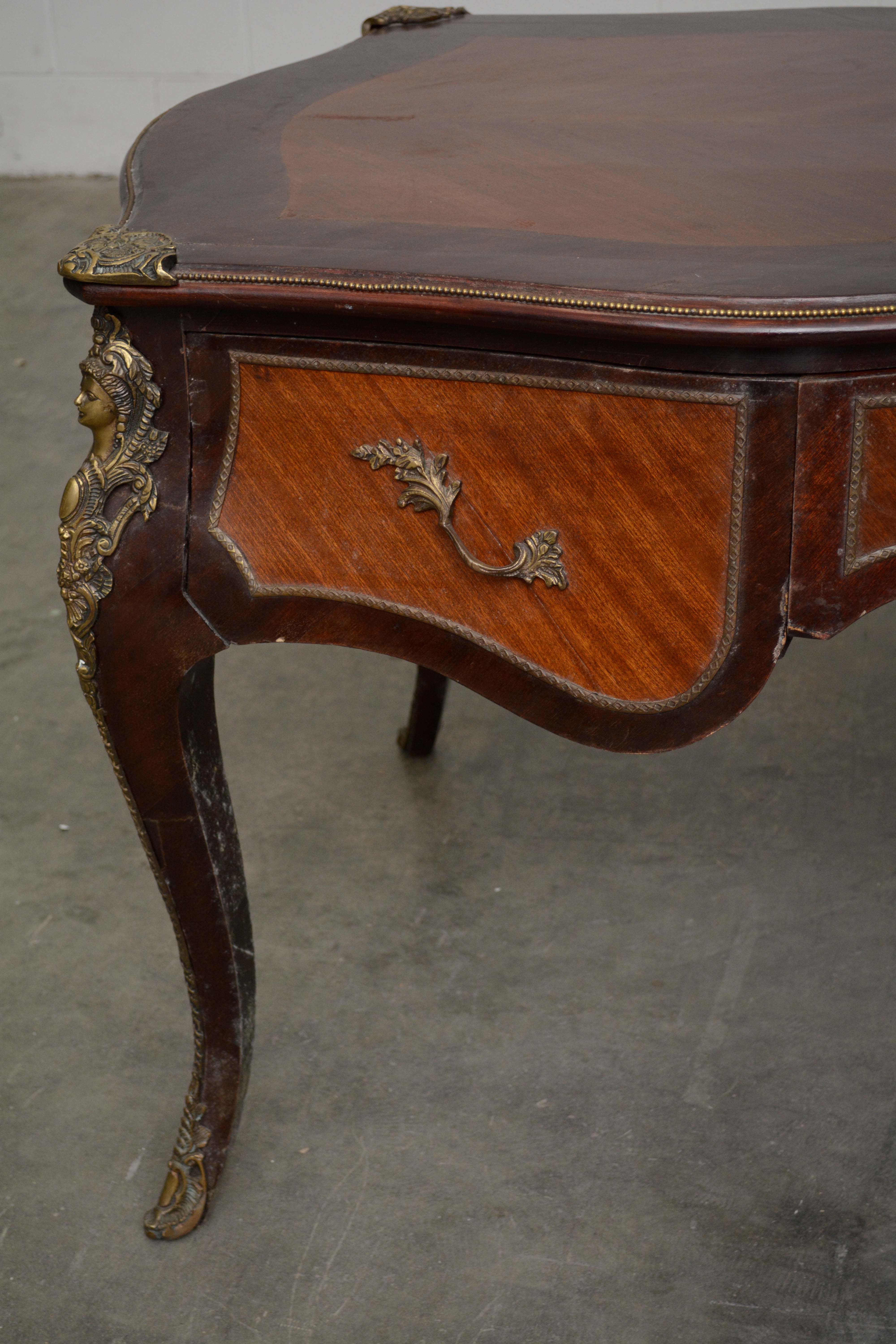 Louis XV Style Gilt-Metal Mounted Kingwood Bureau Plat, 20th Century