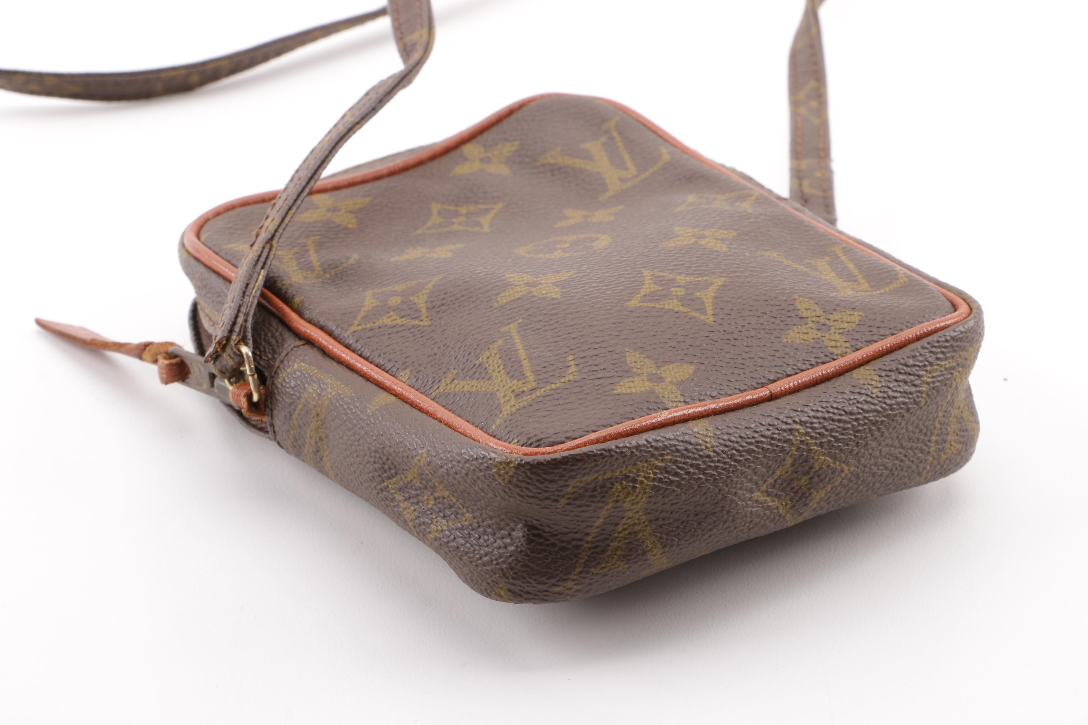 1980s Louis Vuitton Monogram Canvas Camera Bag