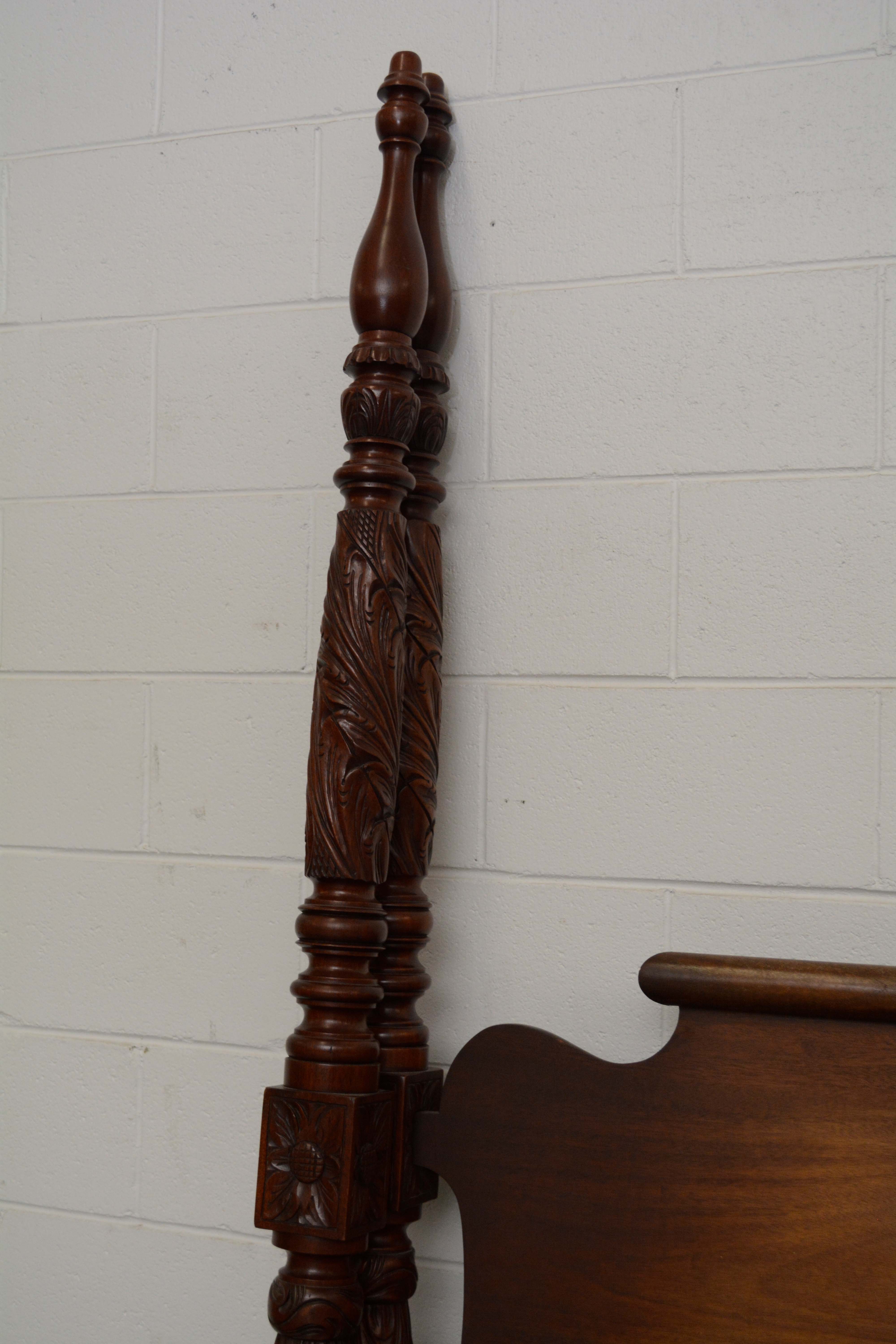 Federal Style Mahogany King Size Bed Frame, Early/Mid 20th Century