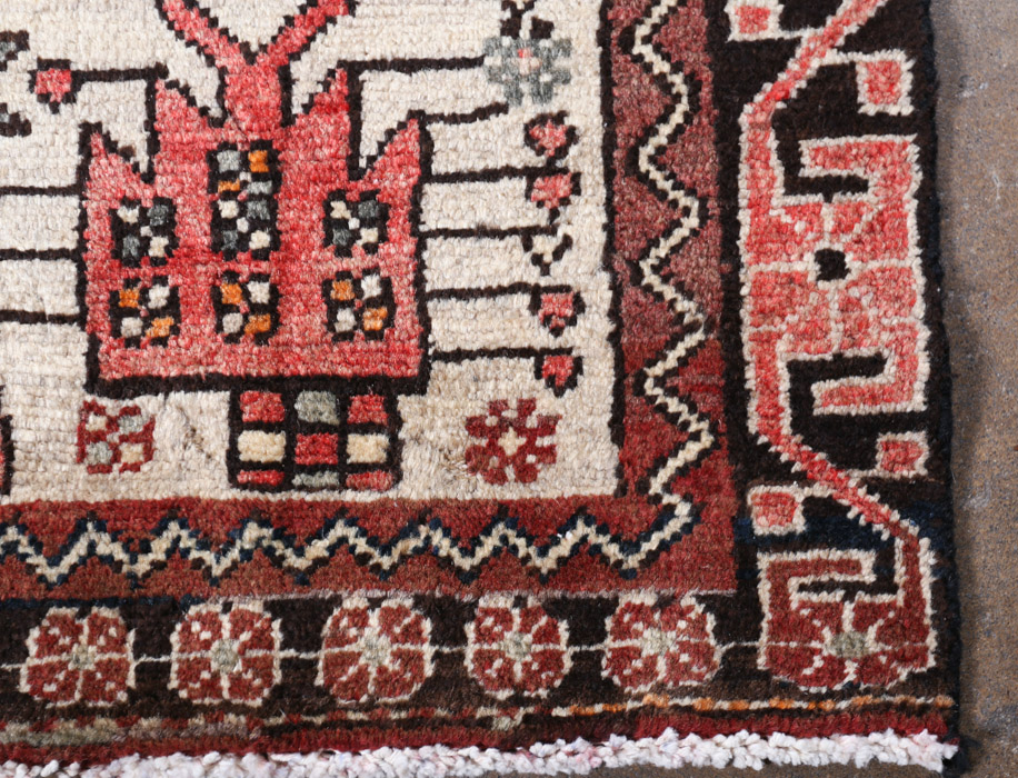 Hand-Knotted Persian Qashqai Wool Rug