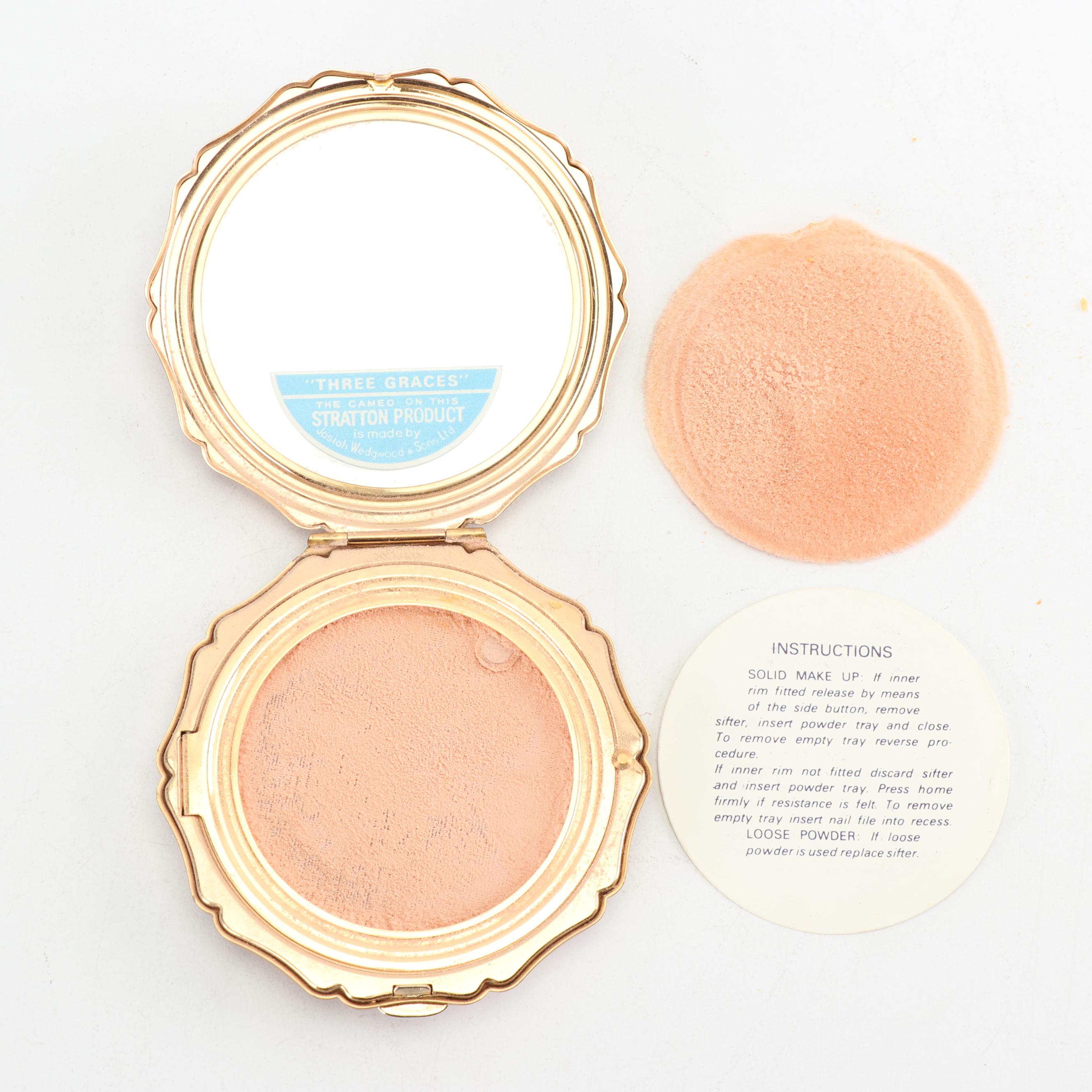 Stratton "Three Graces" Powder Compact with Wedgwood Jasperware Cameo