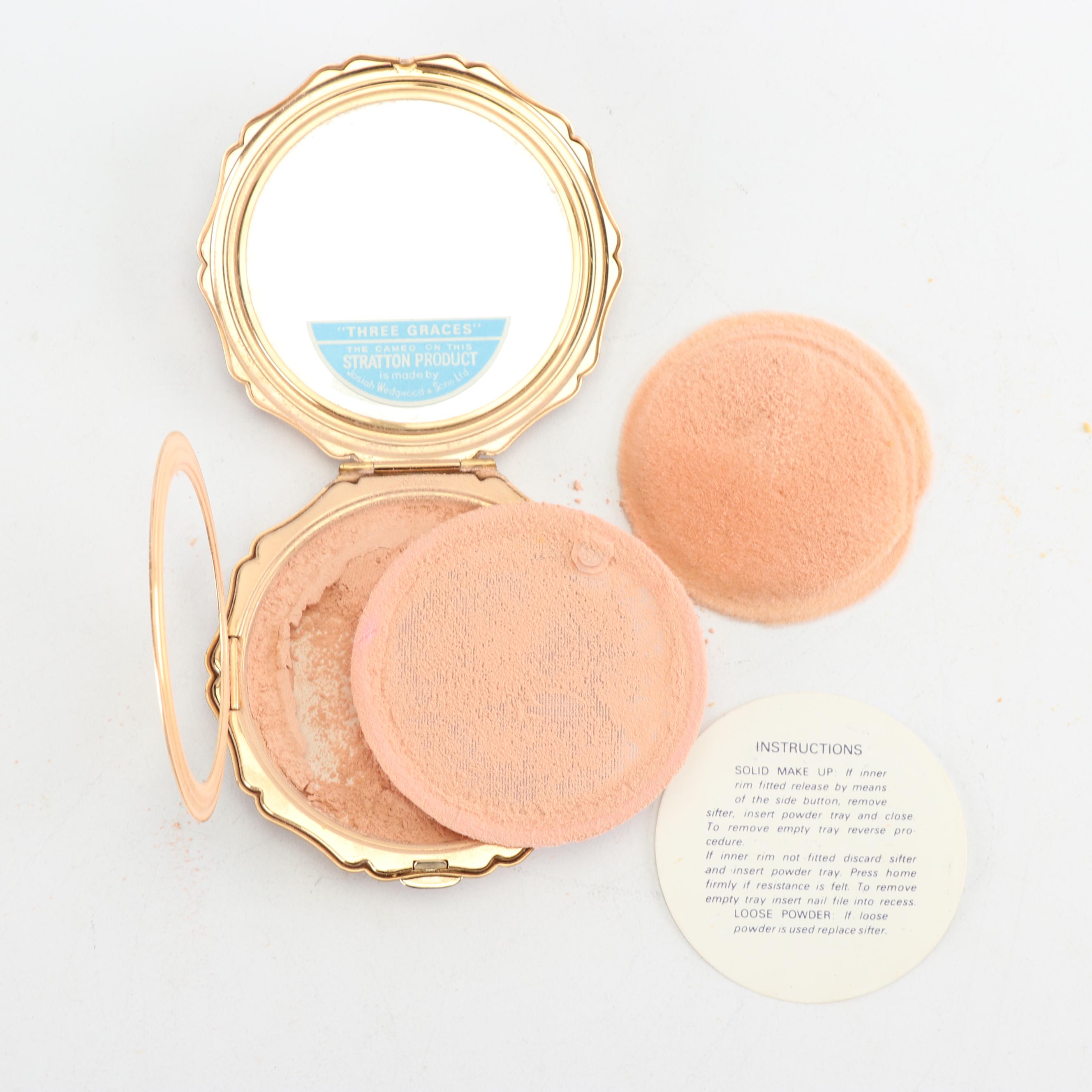 Stratton "Three Graces" Powder Compact with Wedgwood Jasperware Cameo