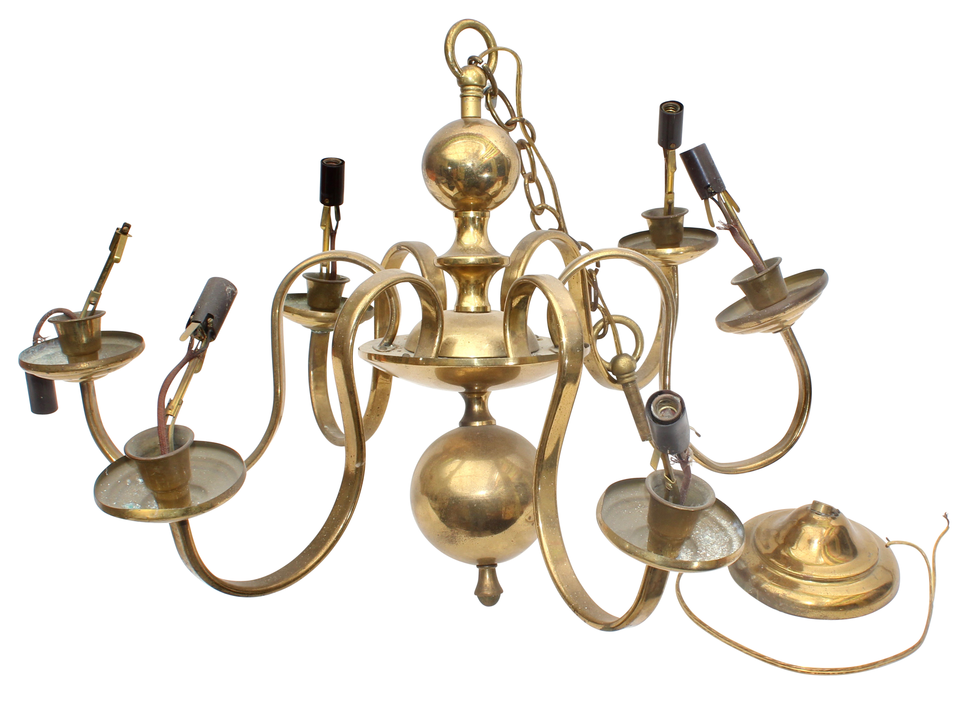 Traditional Brass Chandeliers
