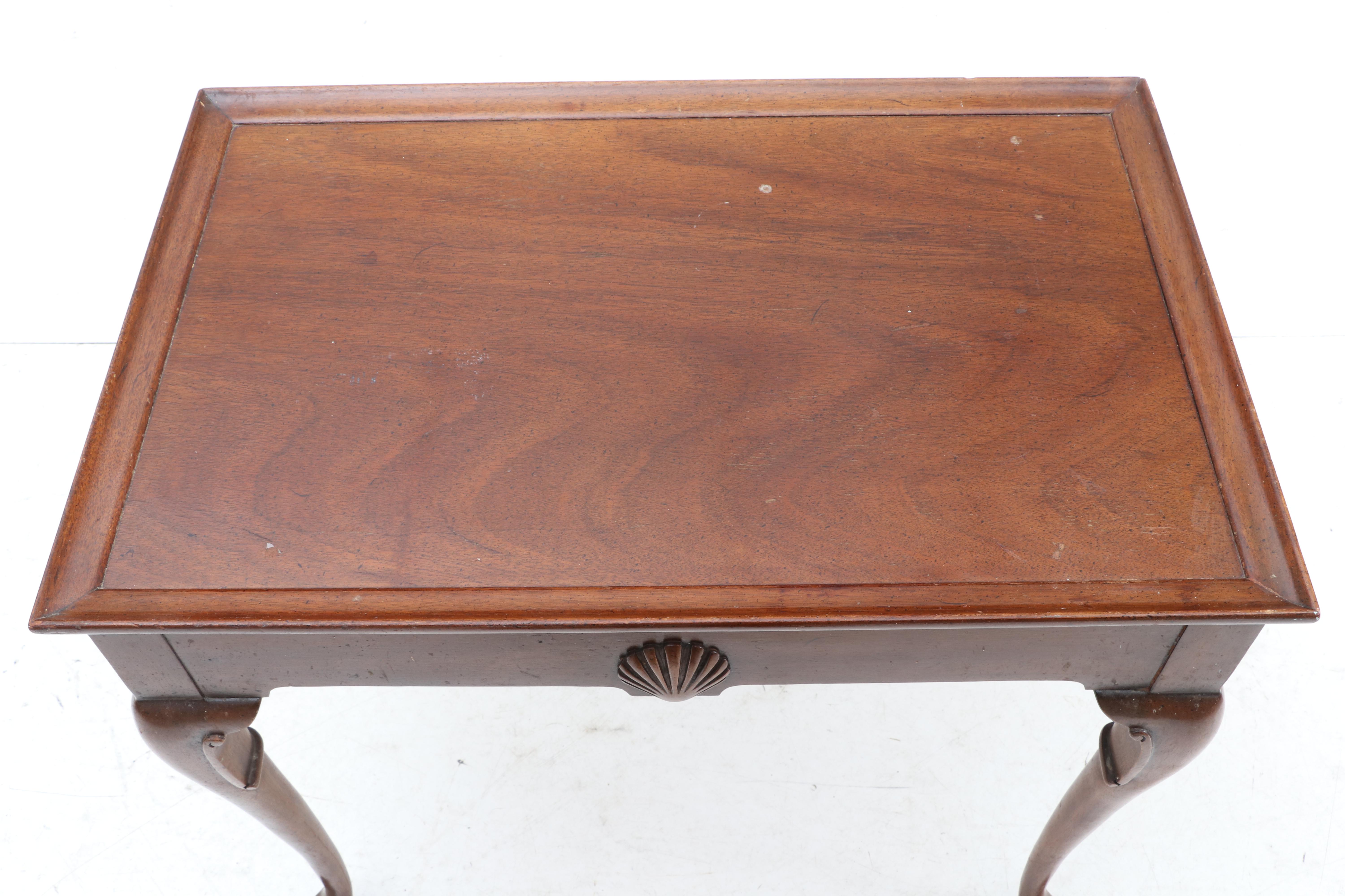 Queen Anne Style Mahogany Side Table by Hickory Chair Co., Mid/Late 20th Century