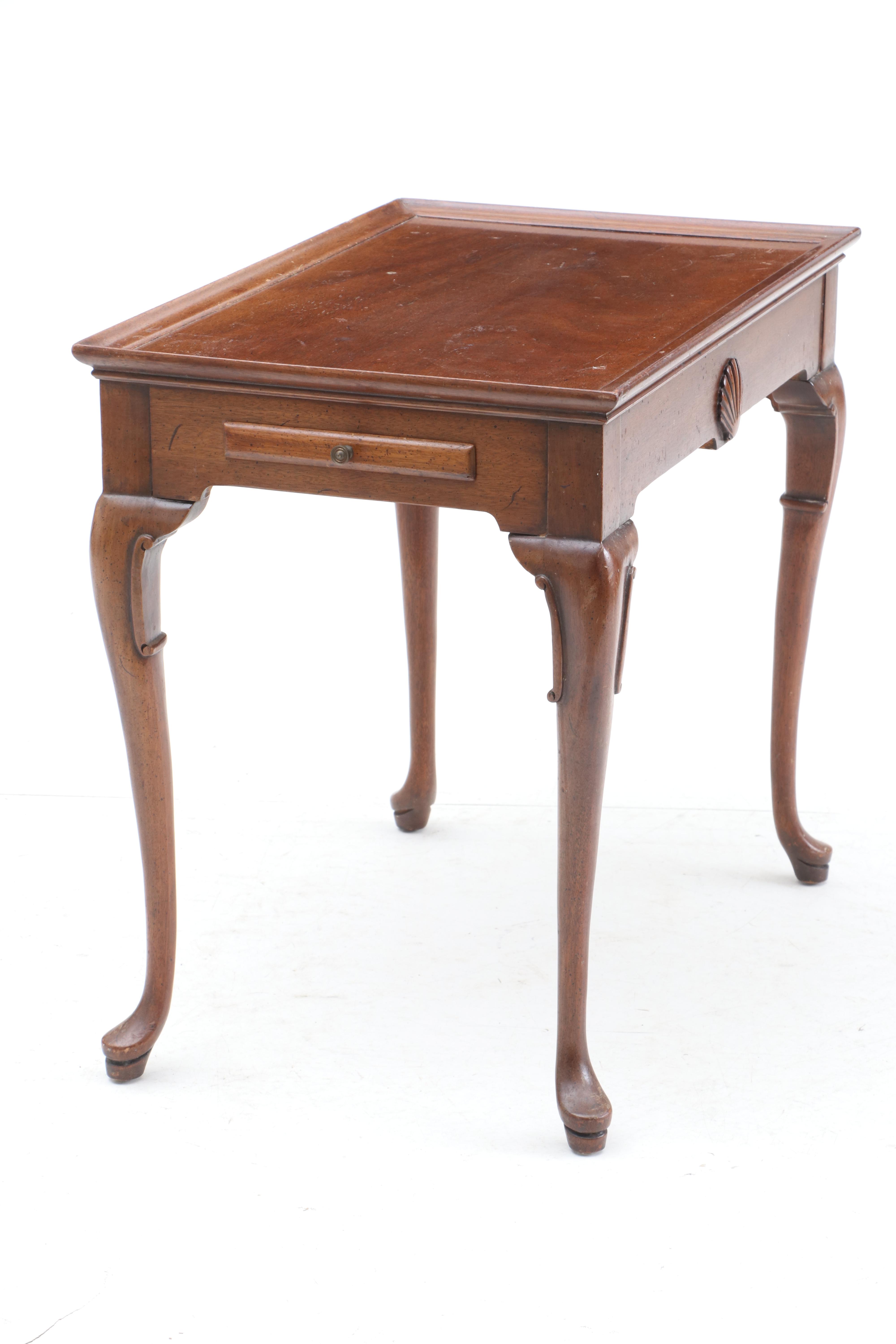 Queen Anne Style Mahogany Side Table by Hickory Chair Co., Mid/Late 20th Century