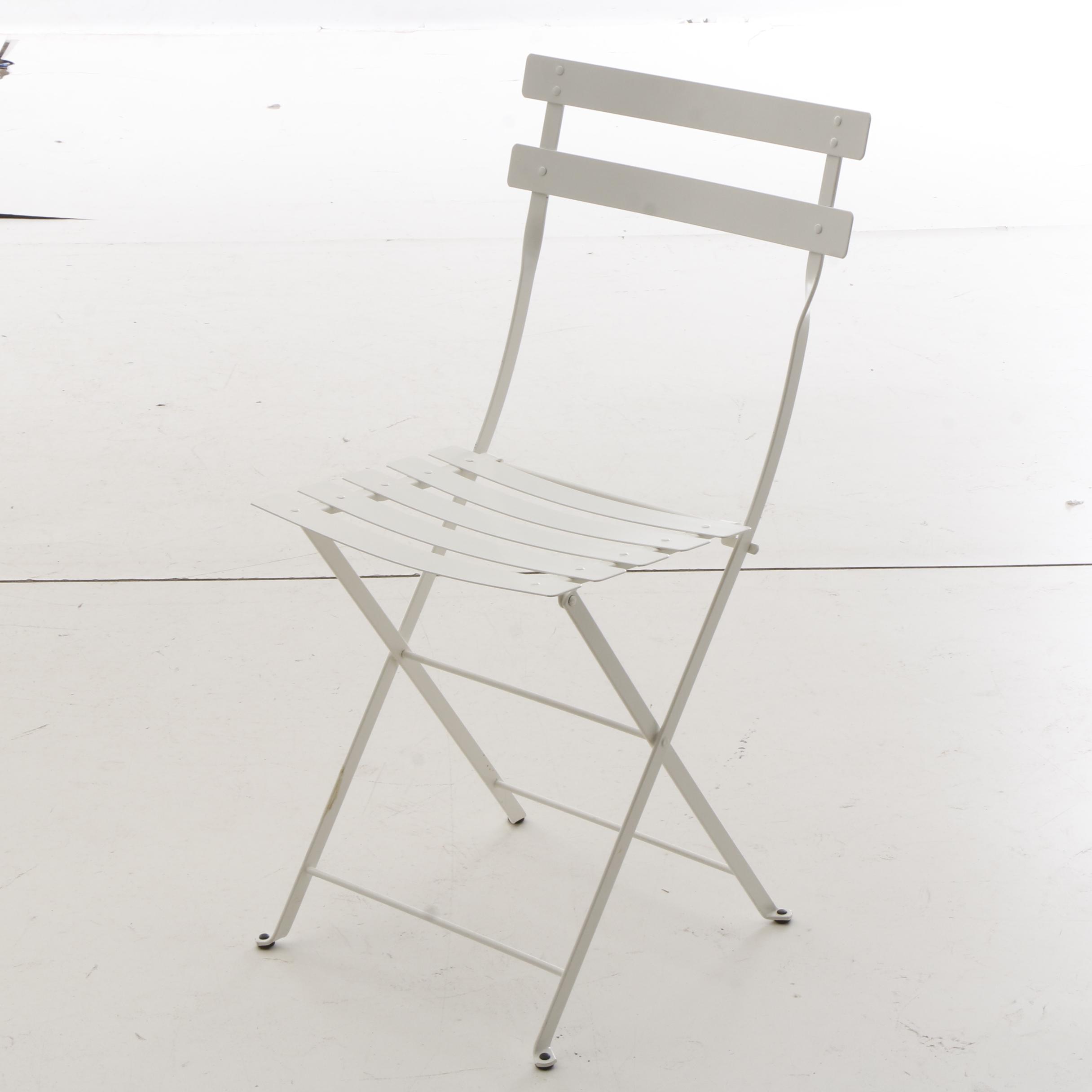Contemporary Painted Metal Bistro Tables and Chairs by FerMob