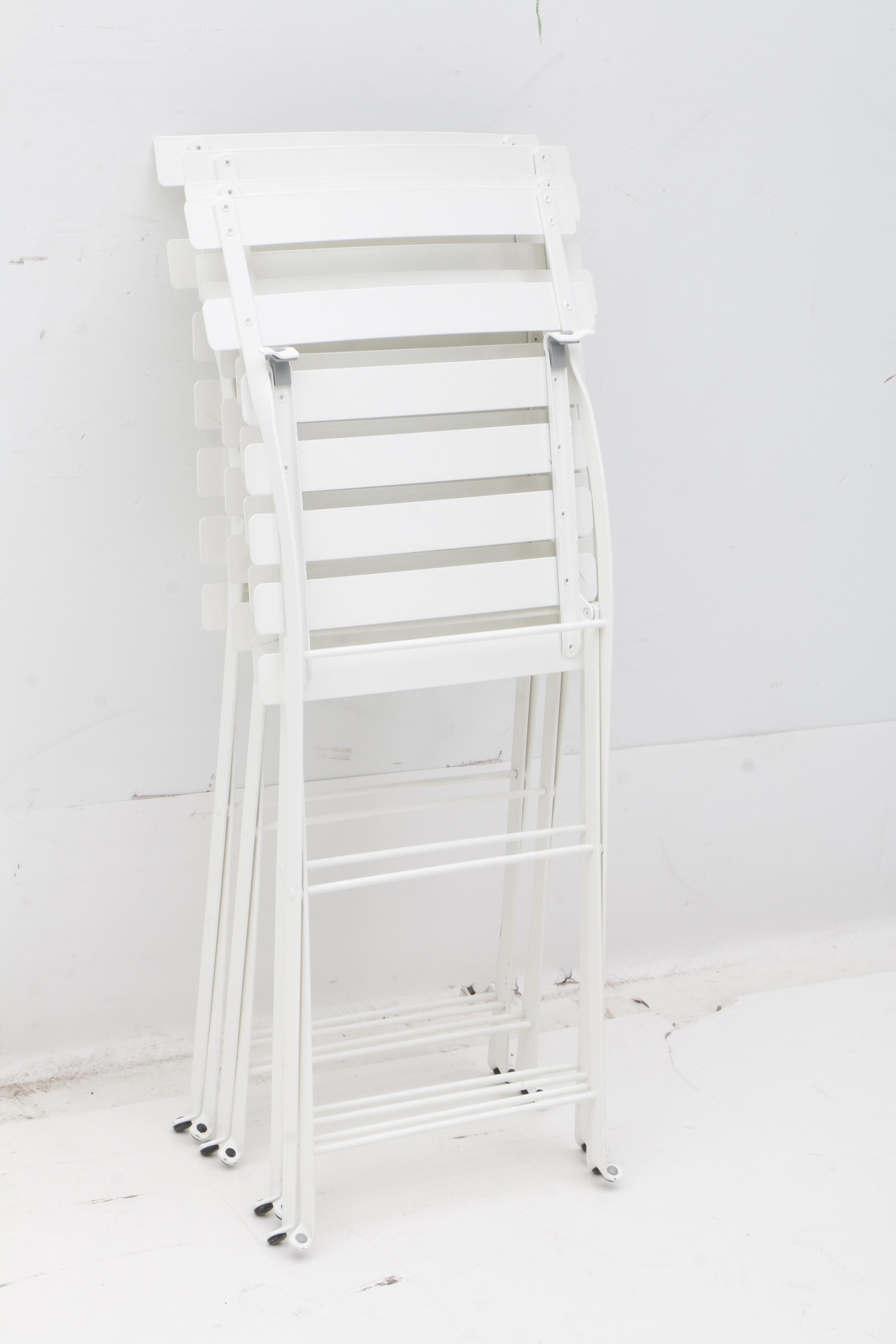 Contemporary Painted Metal Bistro Tables and Chairs by FerMob