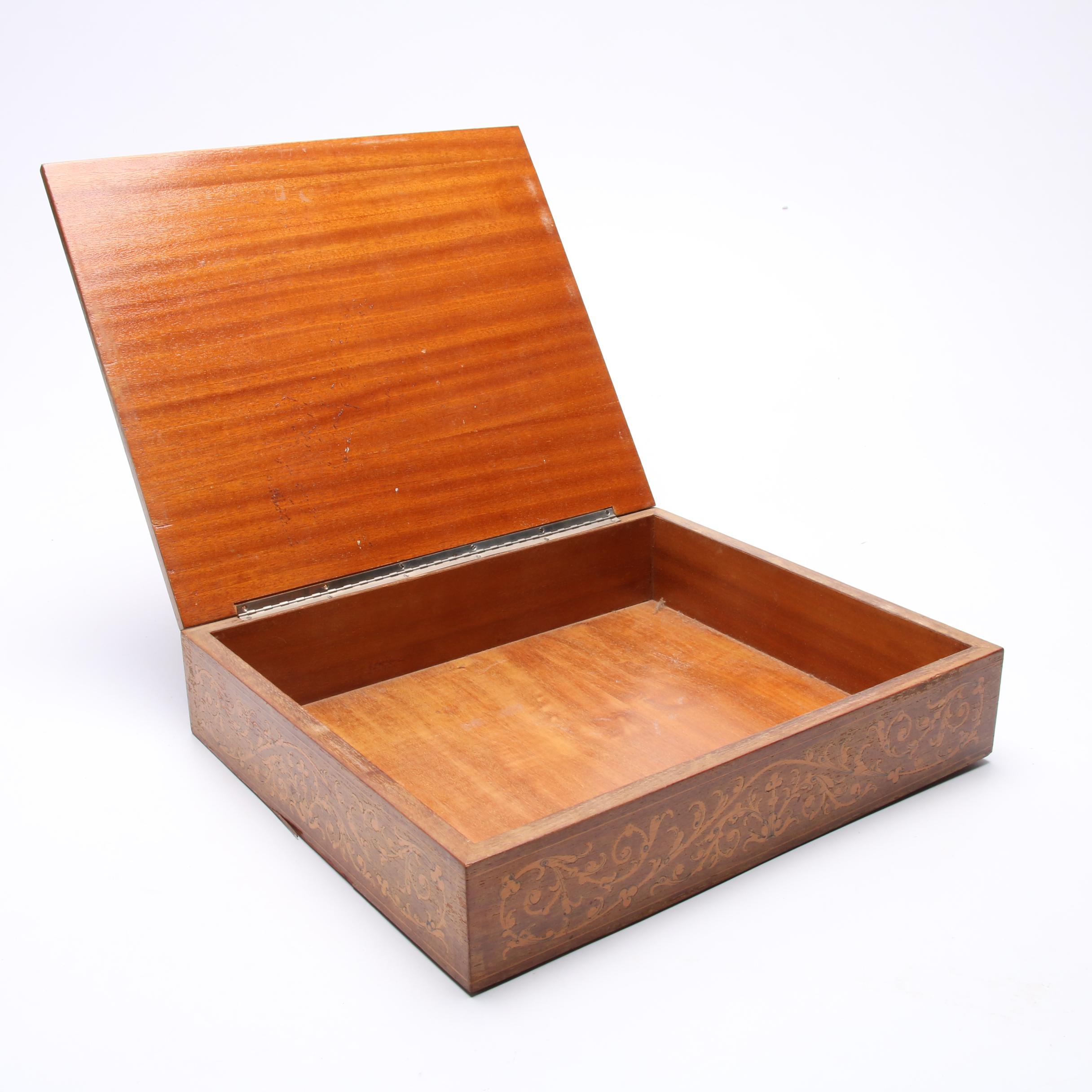 Inlaid Mahogany Veneer Storage Box