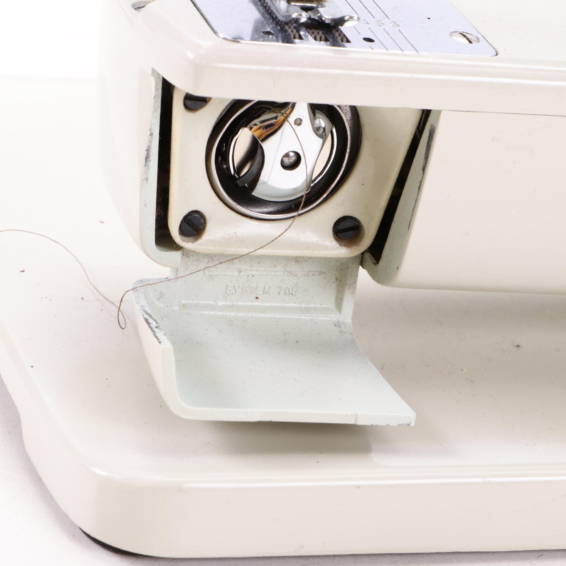 Viking 6000 Sewing Machine by Husqvarna