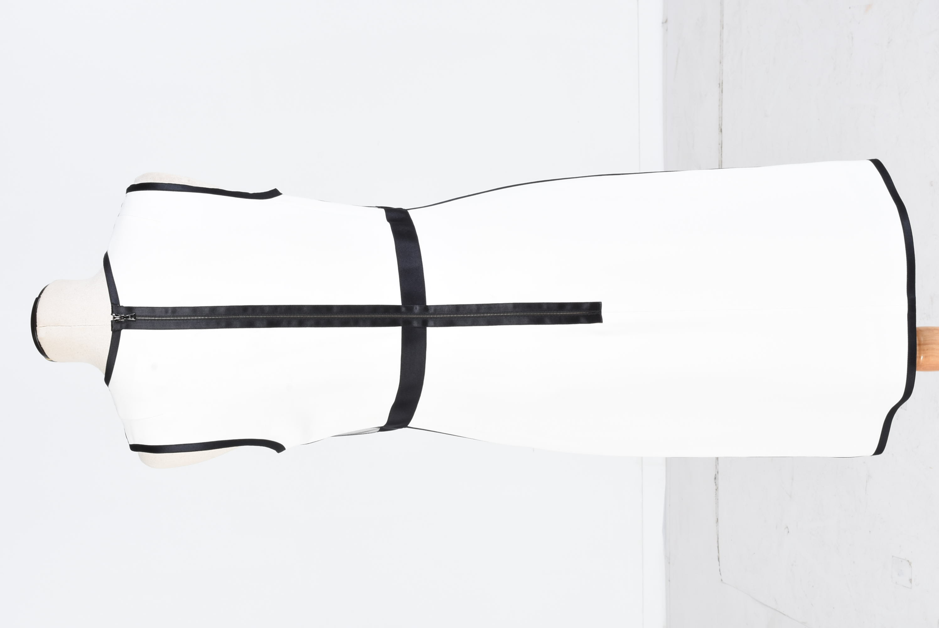 Lida Baday Sleeveless Sheath Dress