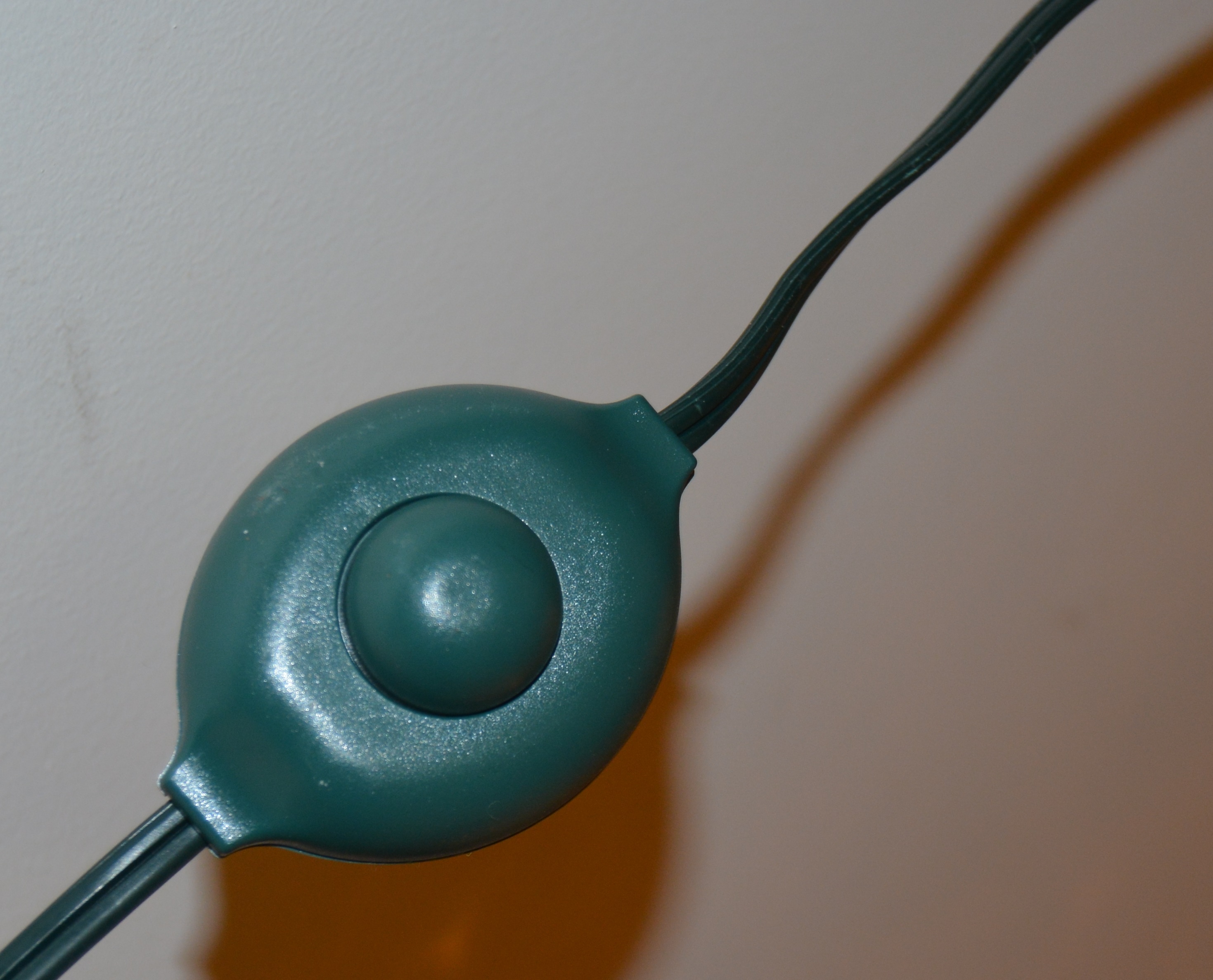 7.5' Artificial Christmas Tree and Grandin Road Tree Keeper Storage Bag