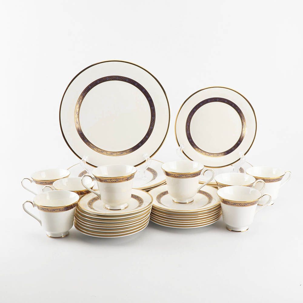 Vintage Royal Doulton "Harlow" Bone China Dinnerware