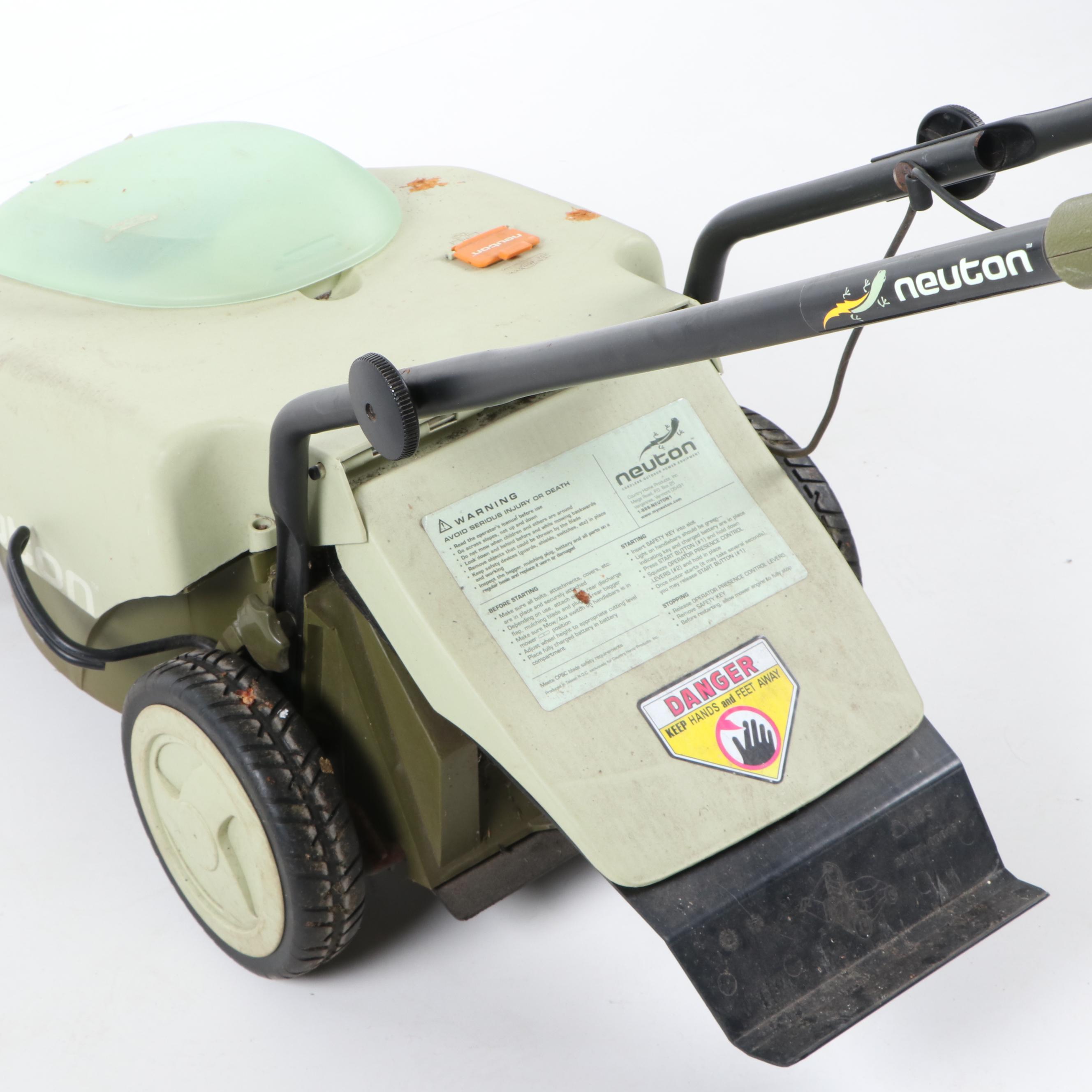 Neuton EM 4.1 Cordless Electric Lawnmower