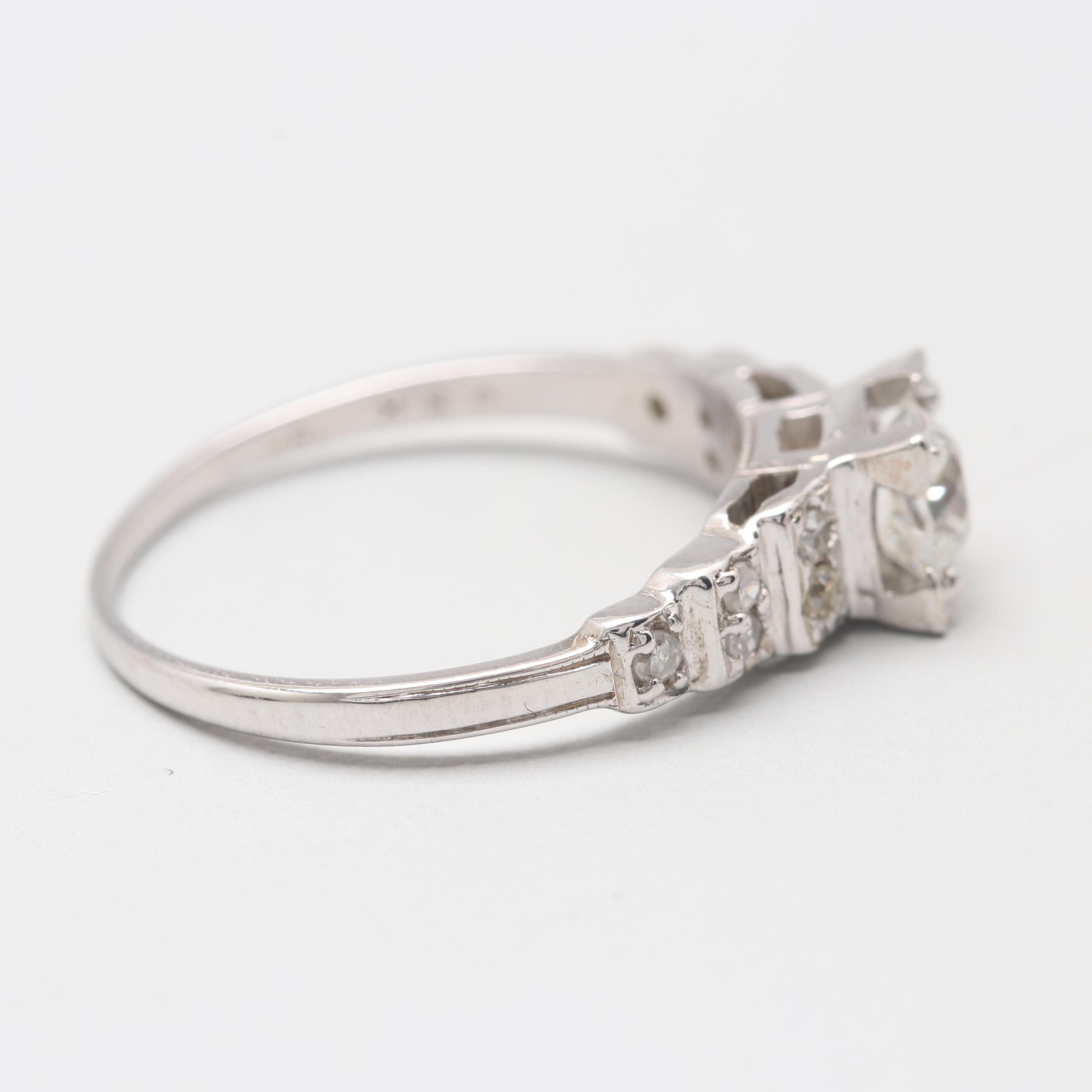 18K White Gold Diamond Ring