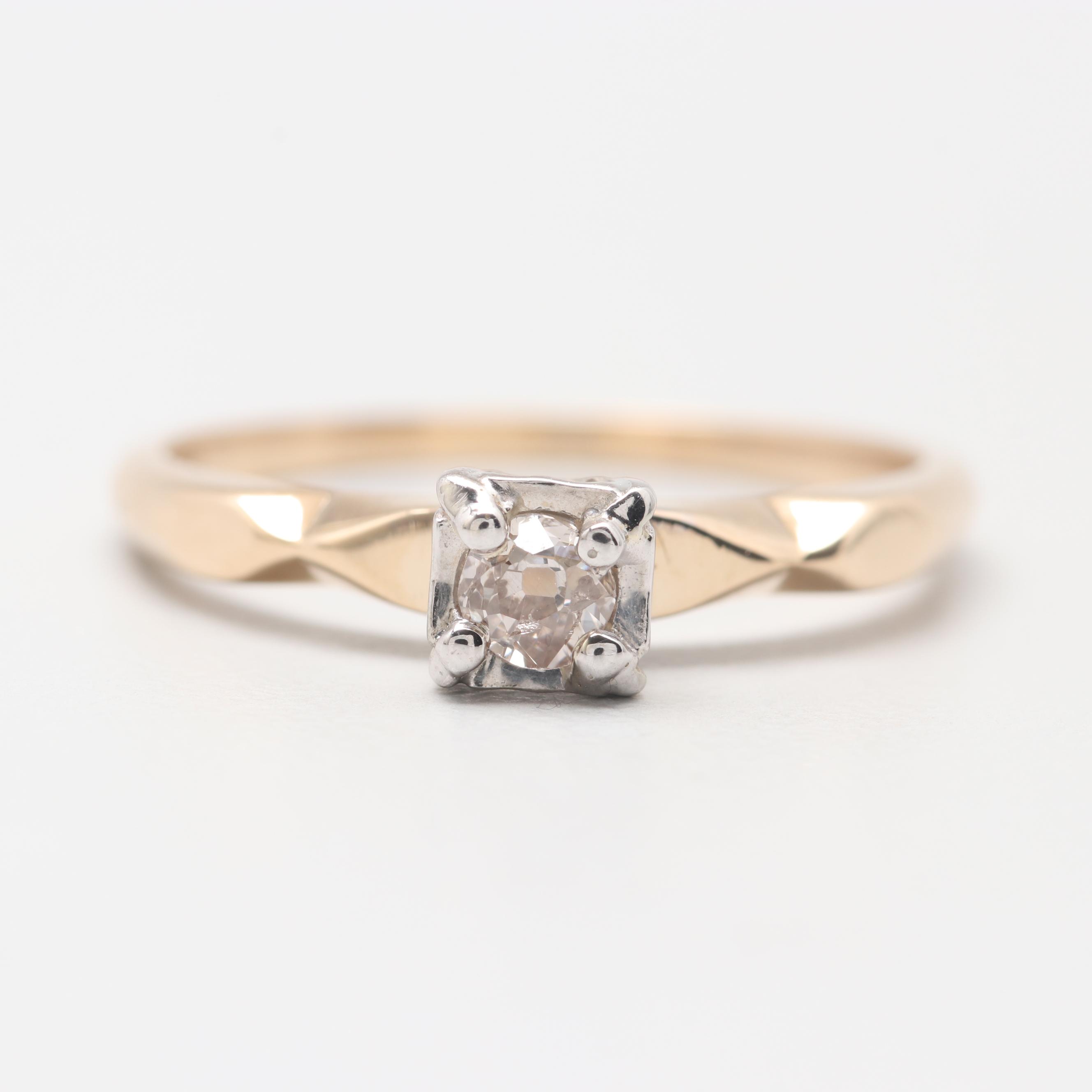 Vintage 14K Yellow Gold Diamond Ring
