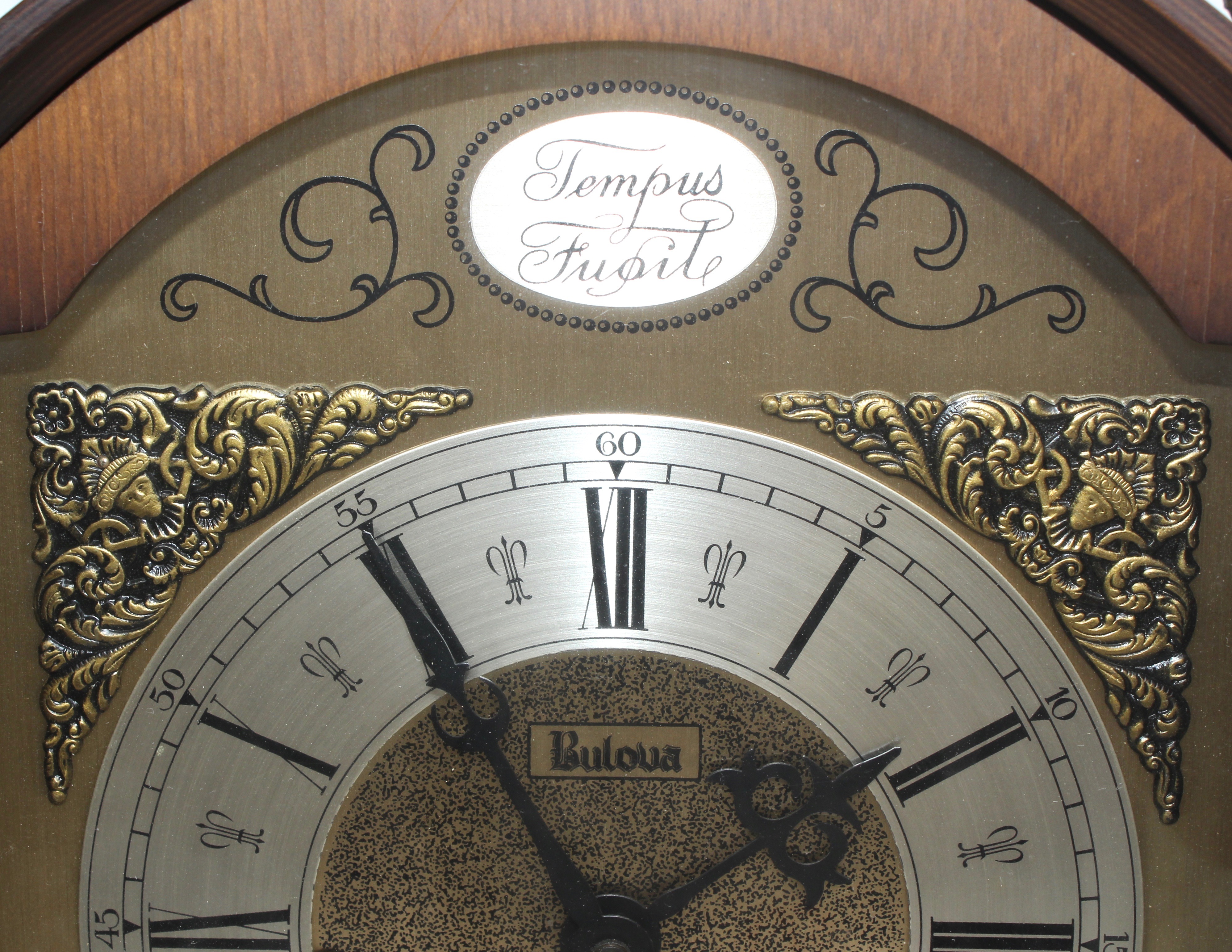 Vintage Bulova Tempus Fugit Chime Mantel Clock