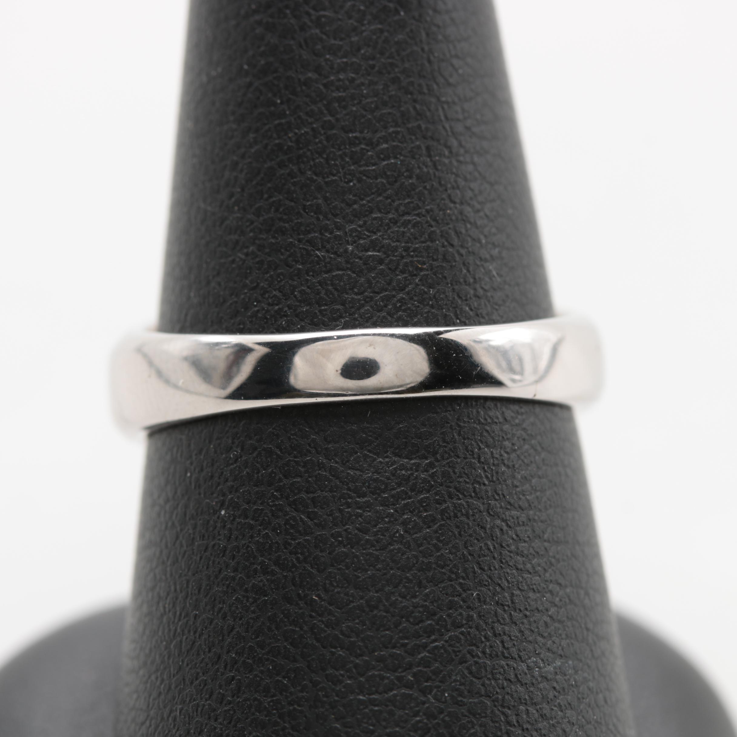 18K White Gold Ruby and Diamond Ring