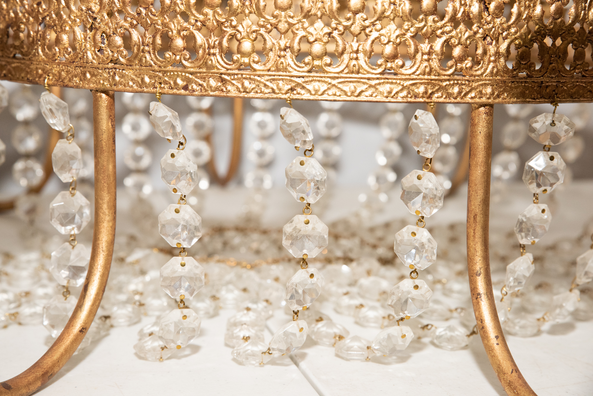 Ethan Allen Regent Eight-Arm Pierced Gold Tone Metal and Crystal Chandelier