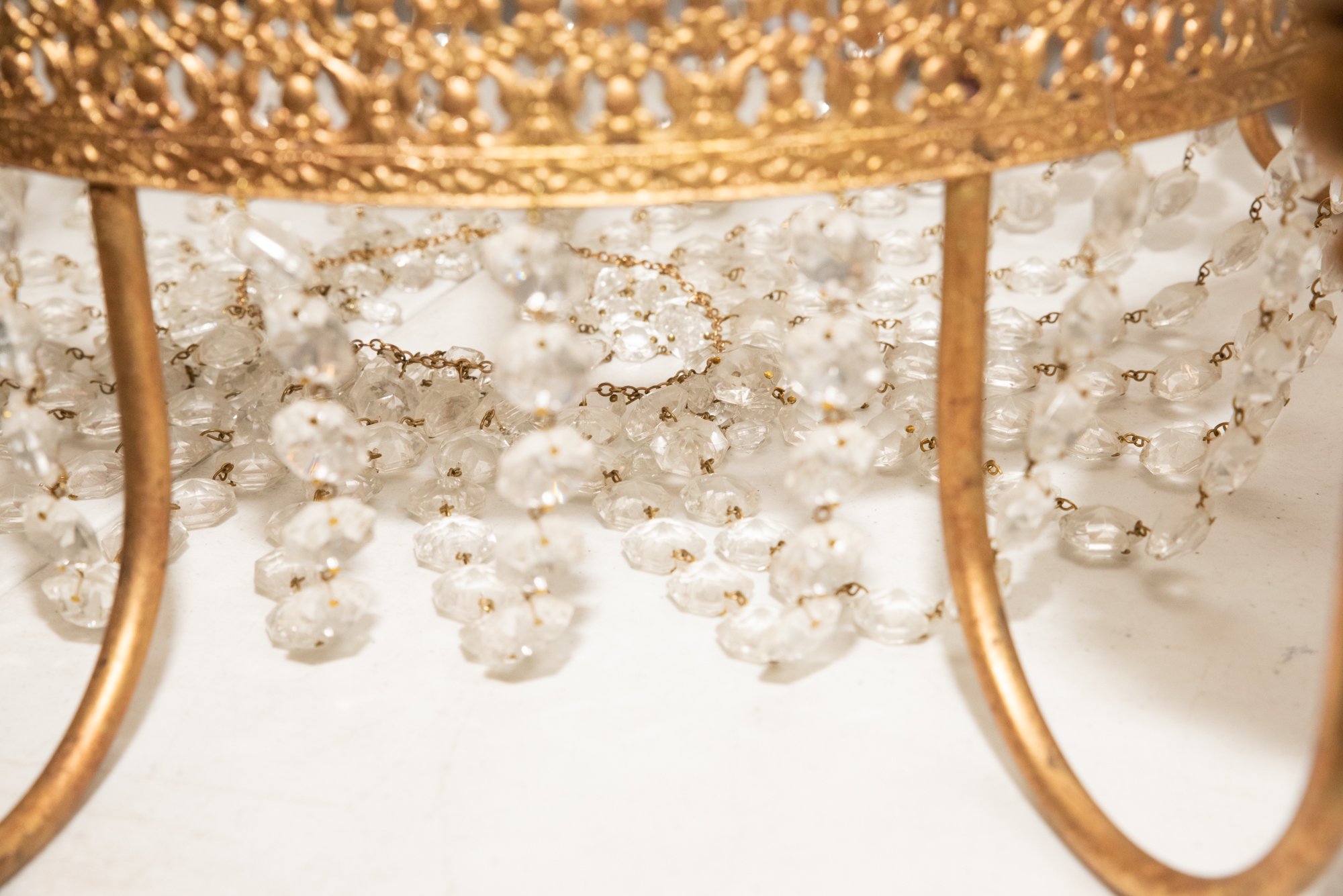 Ethan Allen Regent Eight-Arm Pierced Gold Tone Metal and Crystal Chandelier