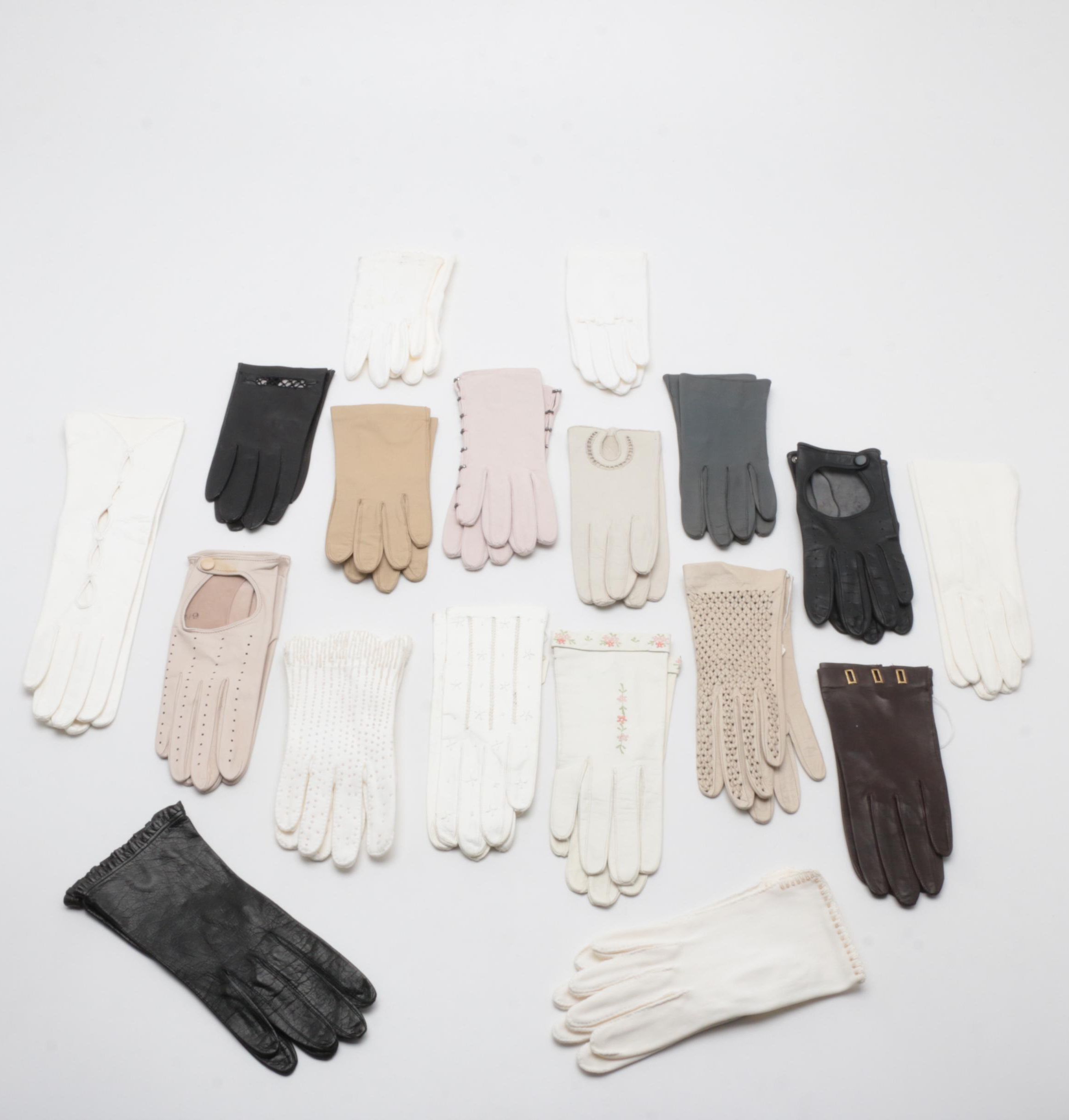 Vintage Leather, Doeskin and Cotton Gloves